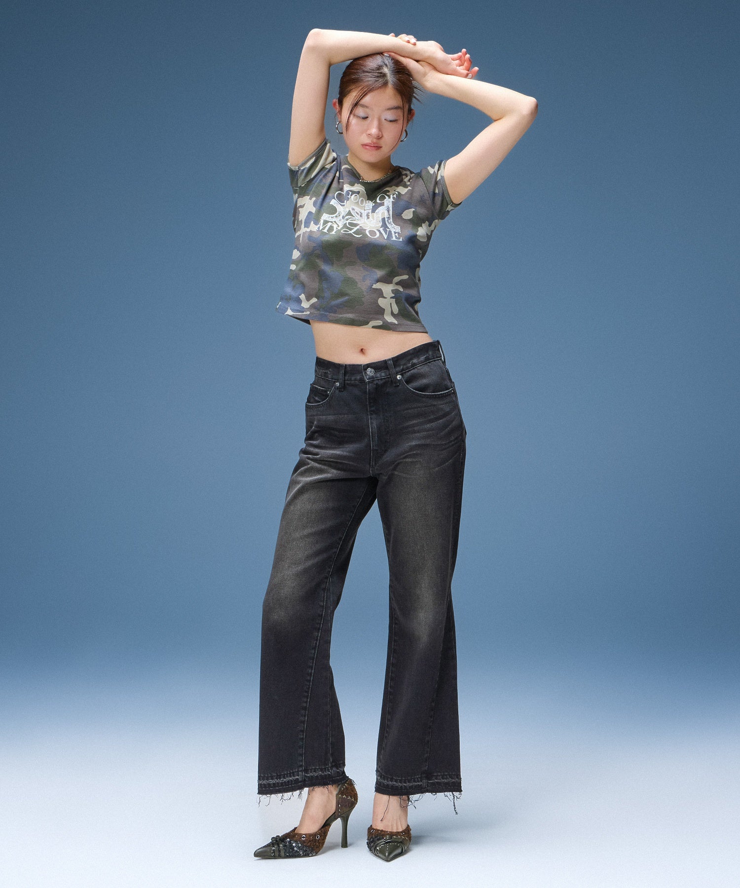 RELAX FIT DENIM PANTS