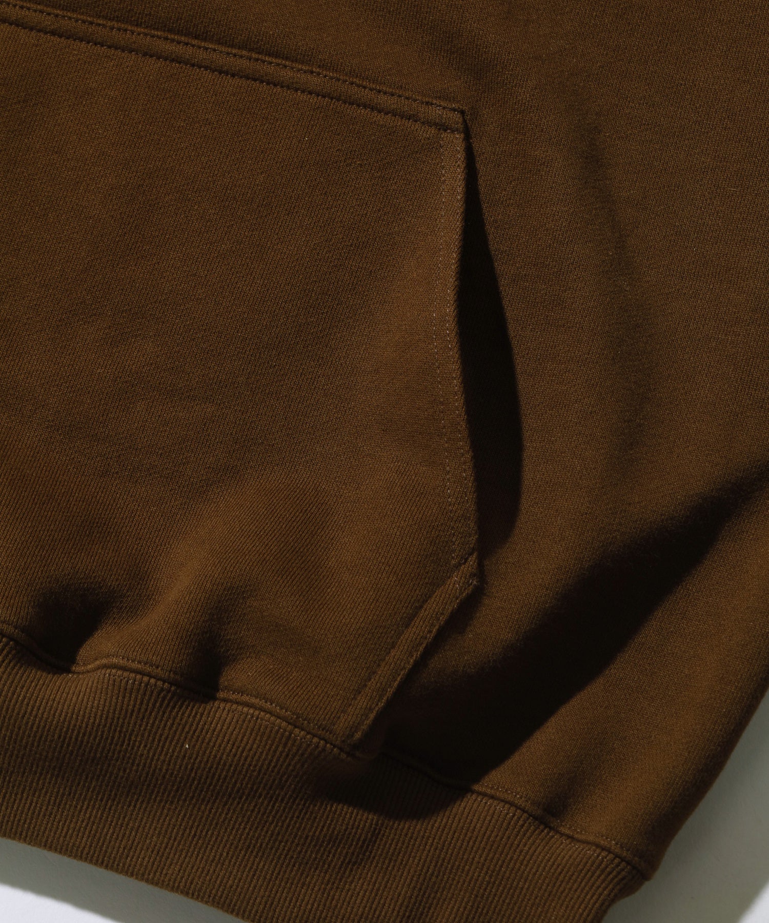 OLD ENGLISH PULLOVER HOODED SWEATSHIRT