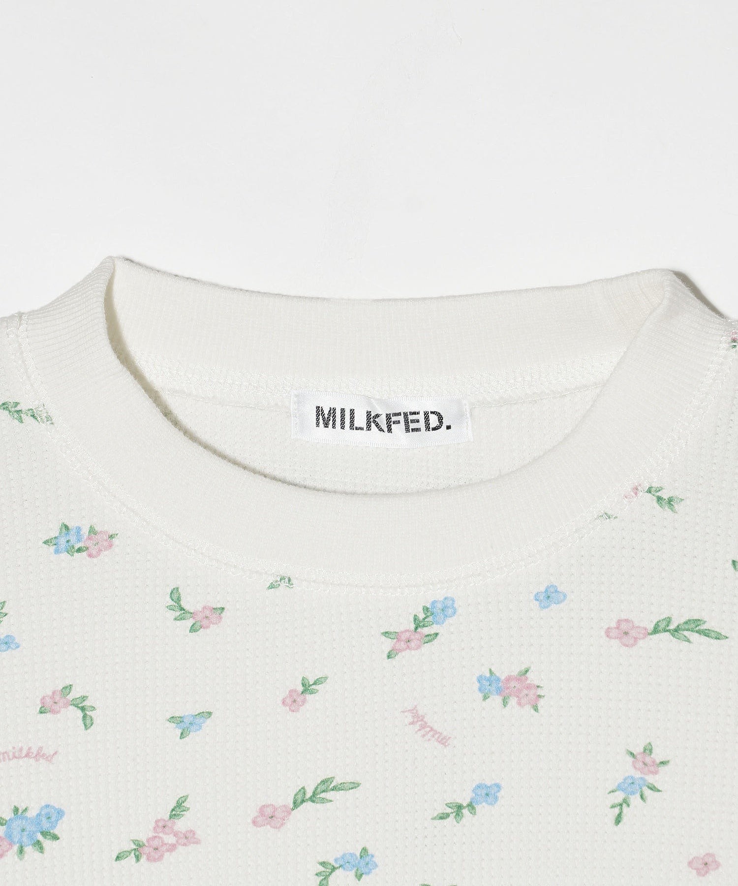 FLORAL PATTERN WAFFLE L/S TOP MILKFED.