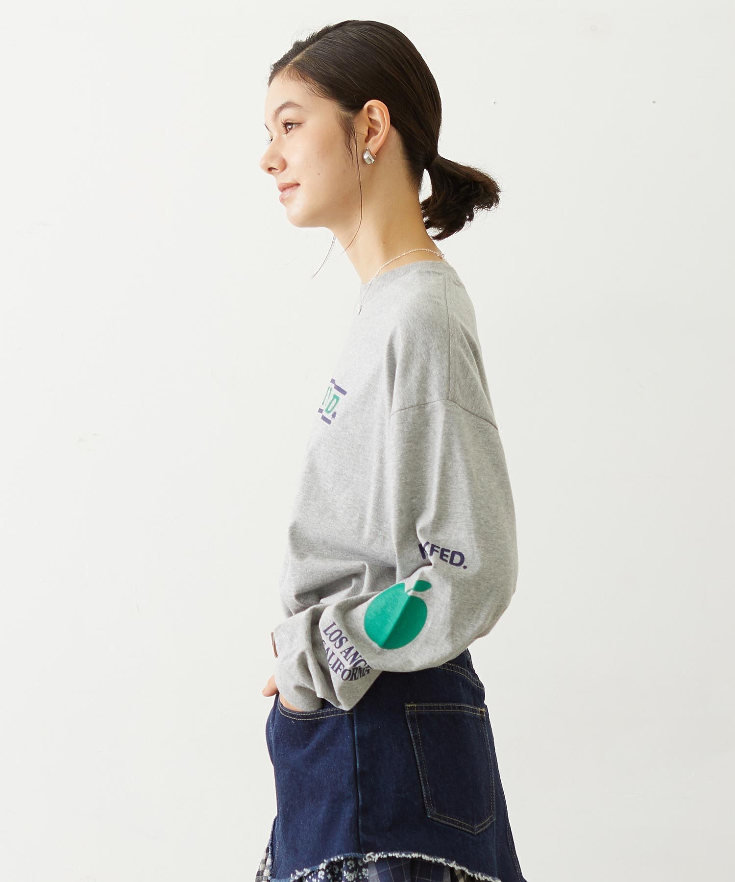FRUIT SLEEVE PRINT L/S TEE