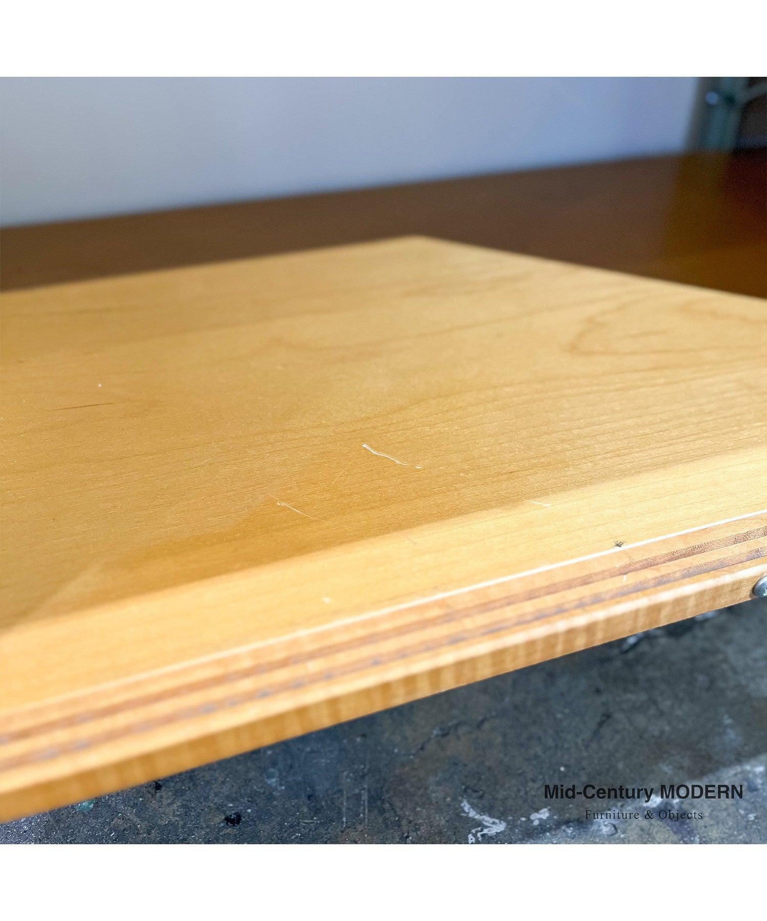 ESU230-N / Herman Miller / Used