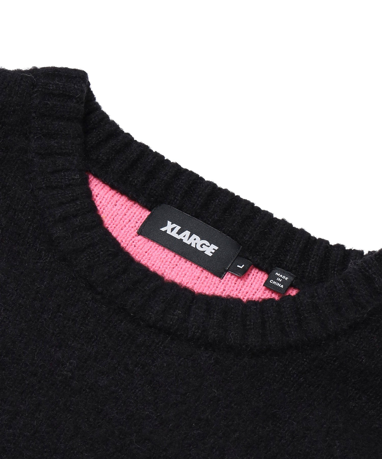 FLUID LETTERING CREW SWEATER