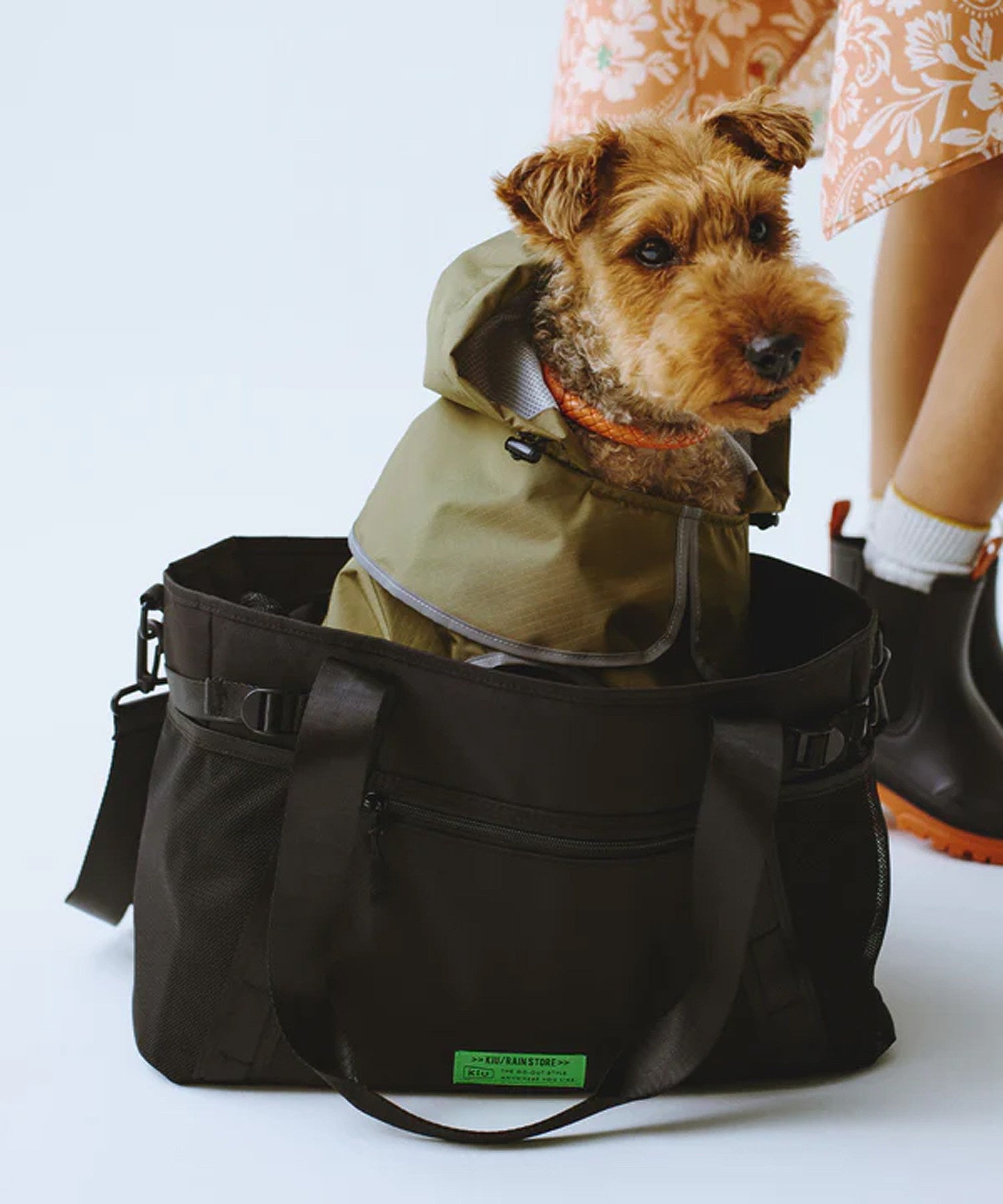 【KiU】DOG RAIN PONCHO