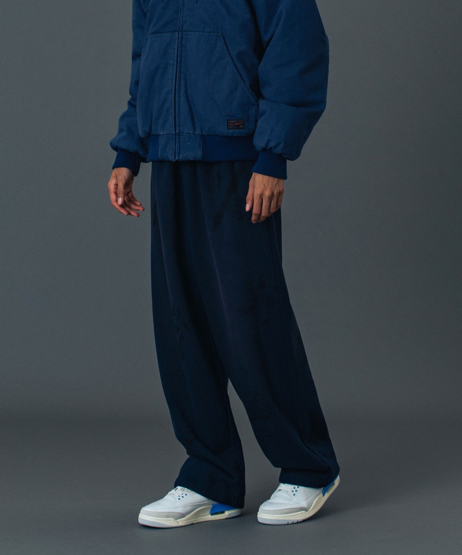 MODEL 身長183cm / 着用サイズ：Lサイズ