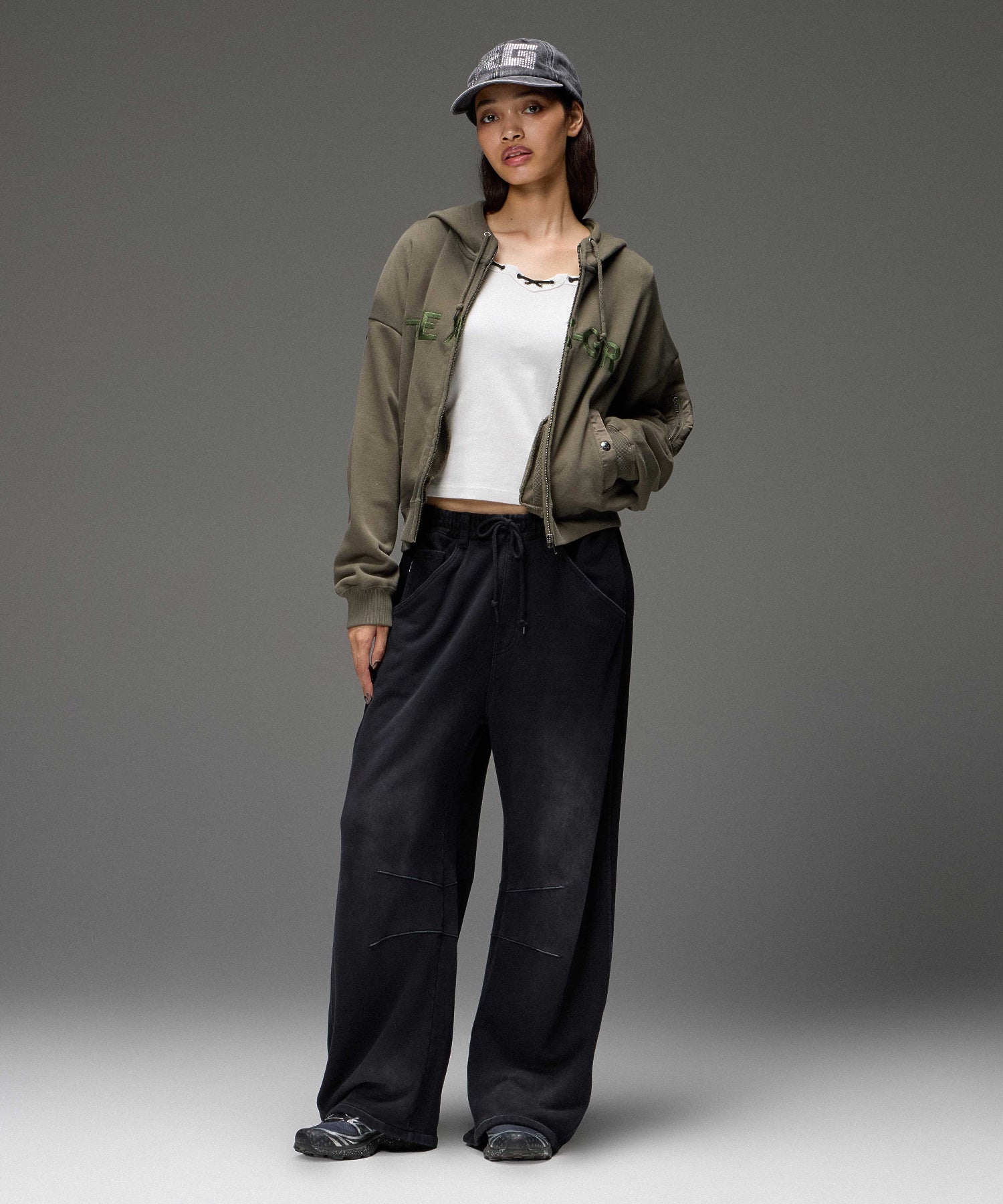 DENIM PANELED WIDE BAGGY SWEATPANTS