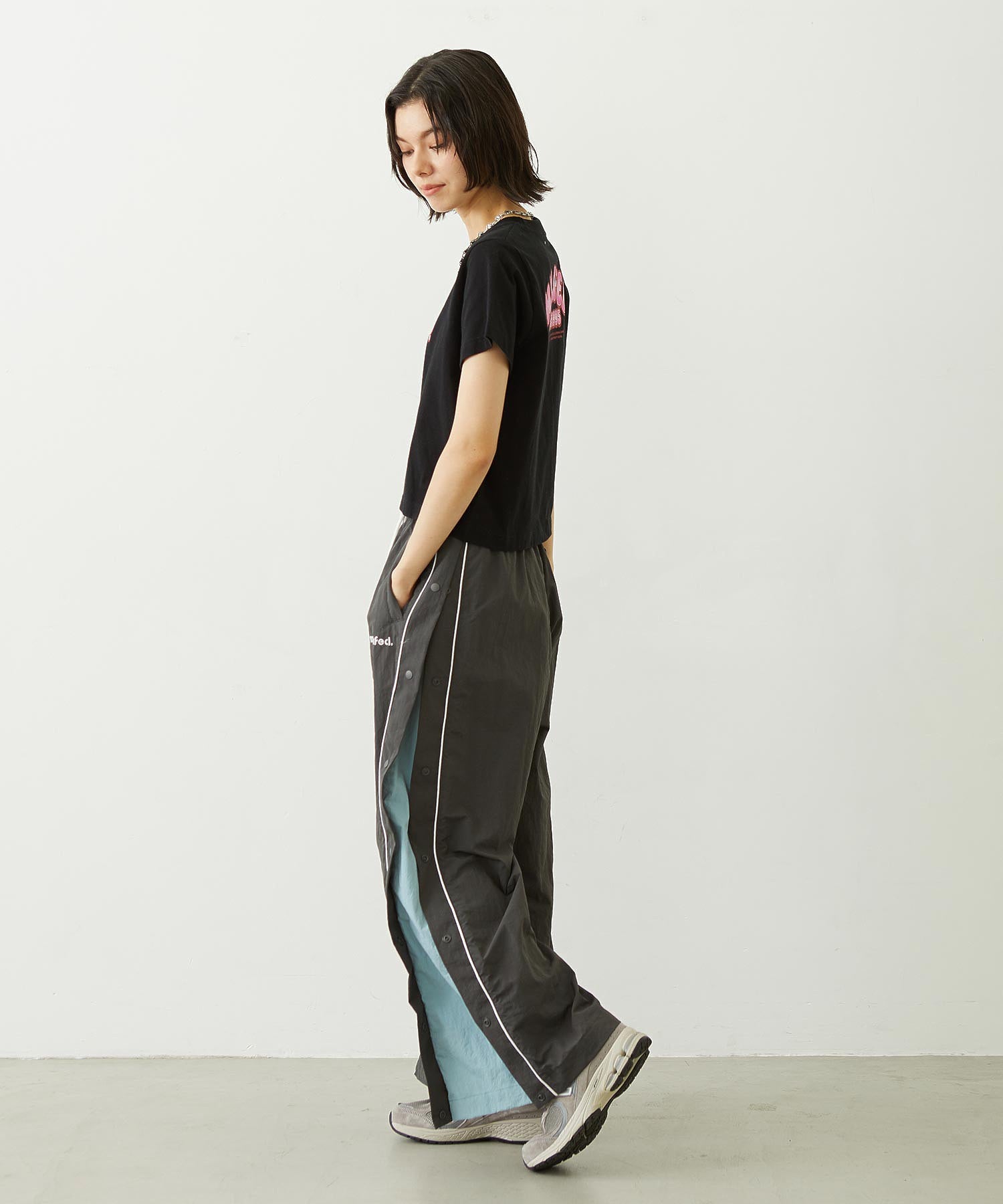 GRADIENT LOGO COMPACT S/S TEE