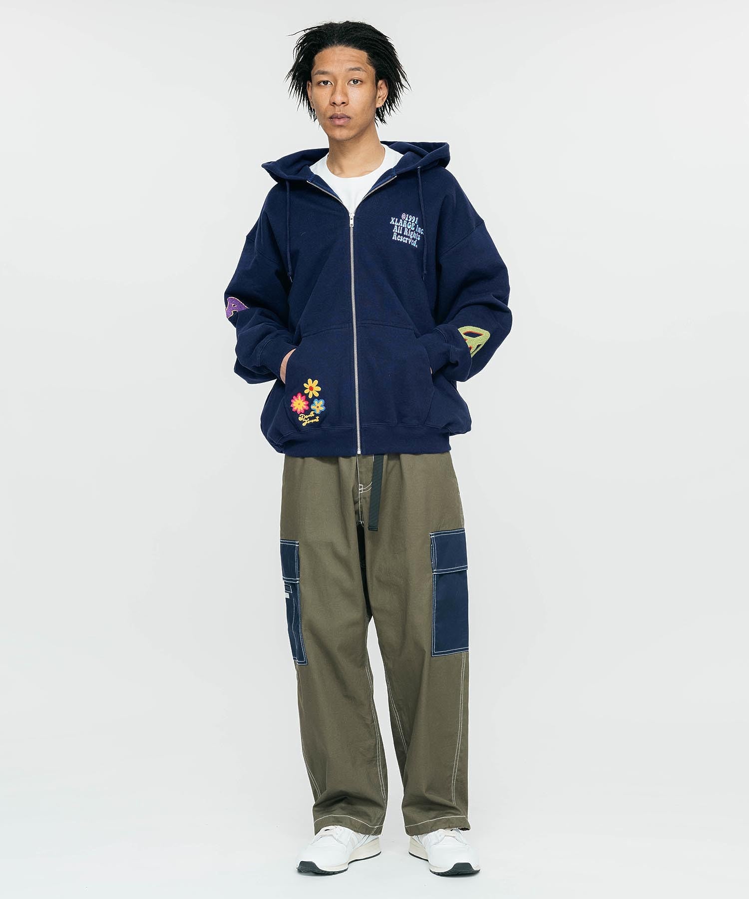 DAISY ZIP HOODED SWEAT