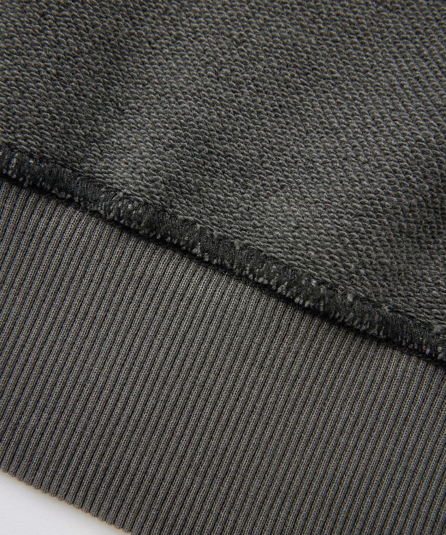 DISTORTED LOGO PATCH FADED SWEAT TOP