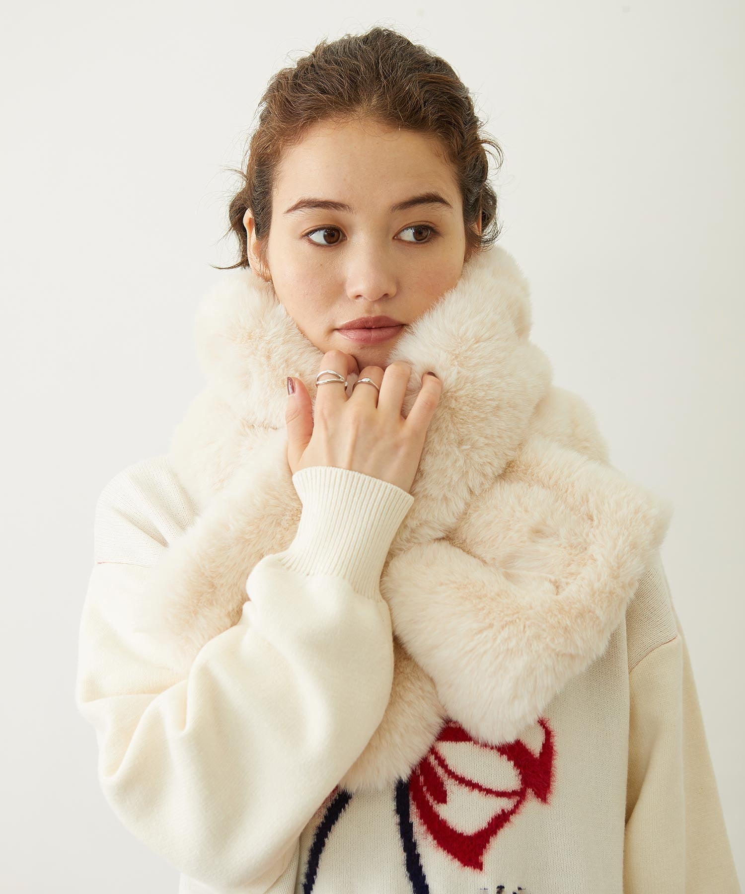 CHERRY QUILTED REVERSIBLE NYLON SCARF