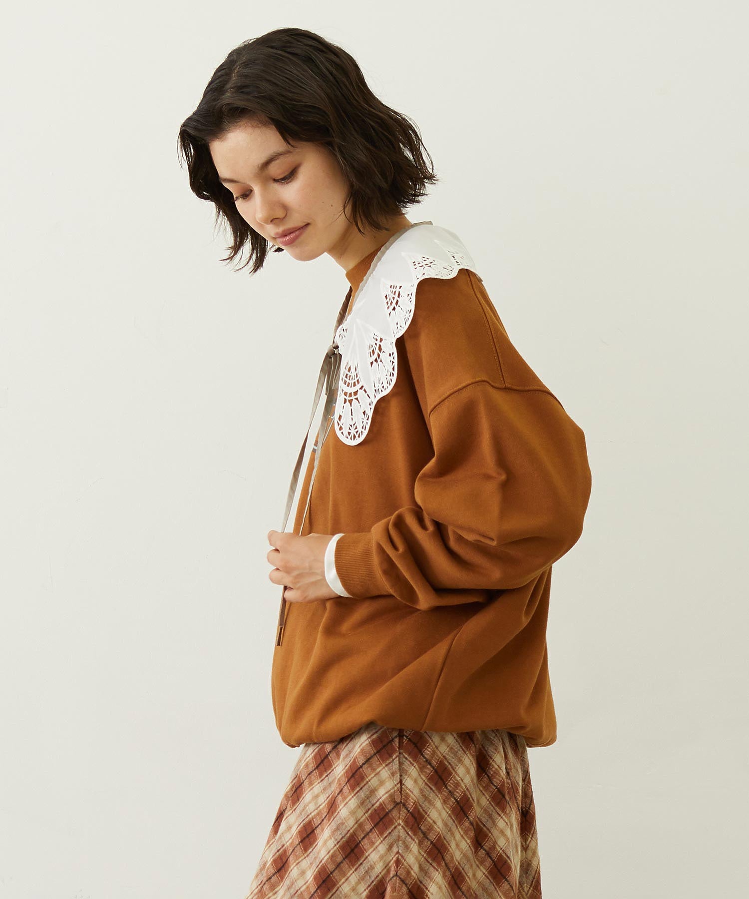 CIRCLE LOGO SWEAT TOP