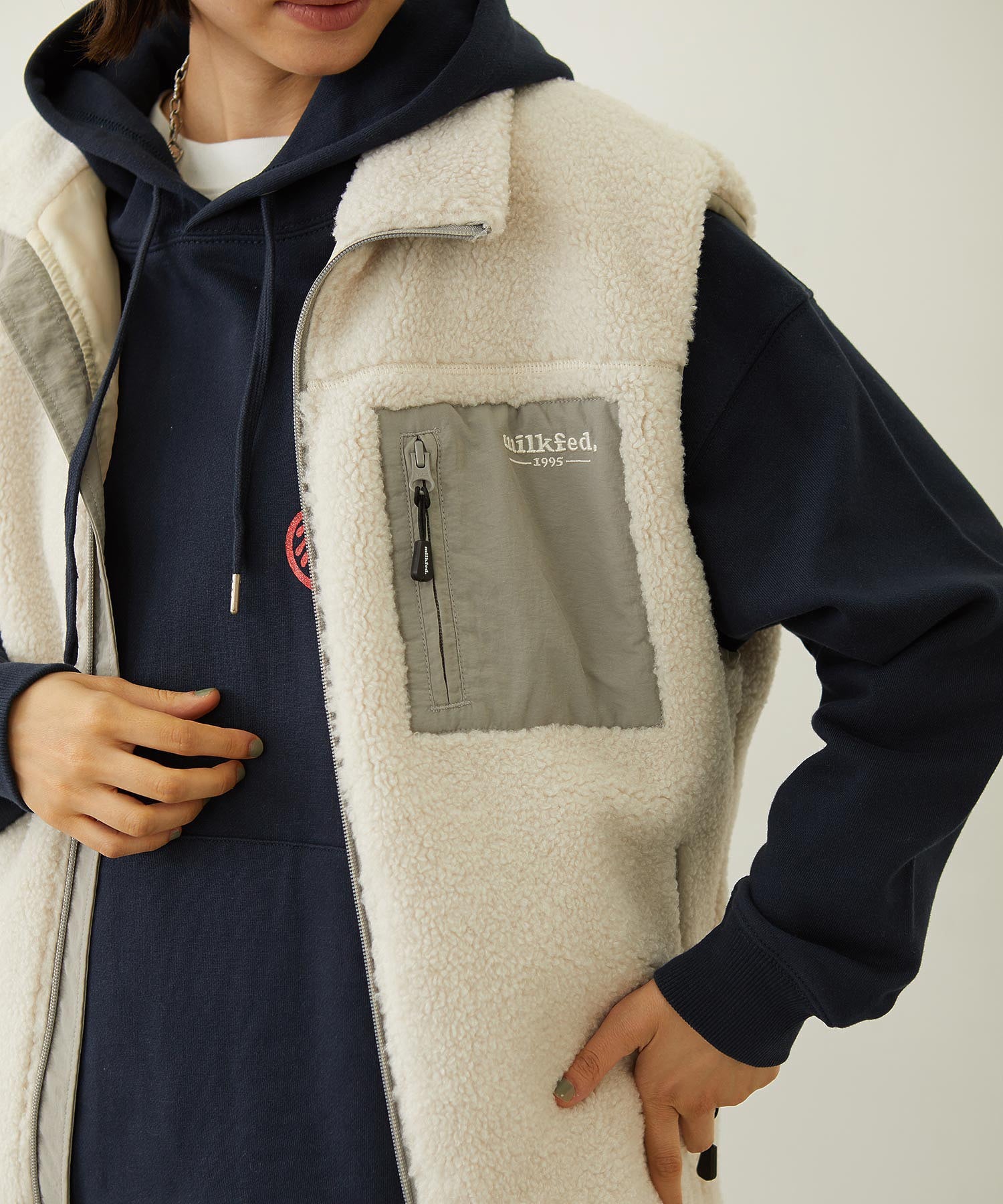 LOGO BOA VEST