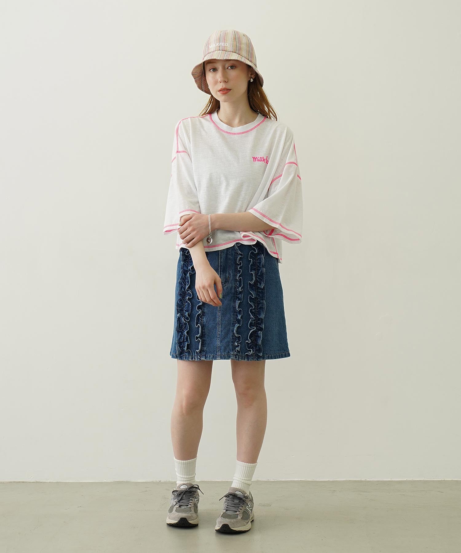 COLOR STITCH WIDE S/S TOP