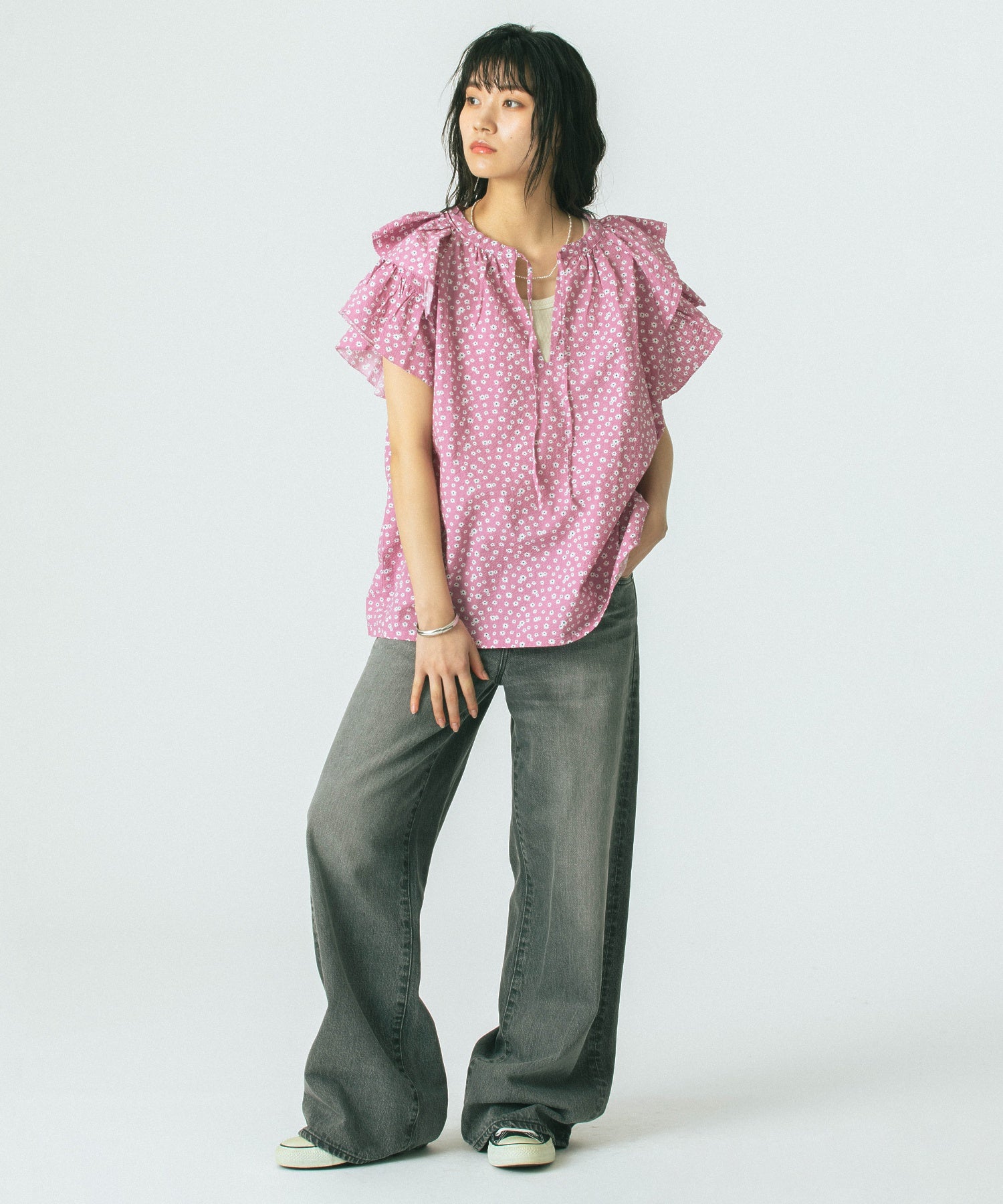 【WEB・一部店舗限定】SUCKER FRILL BLOUSE