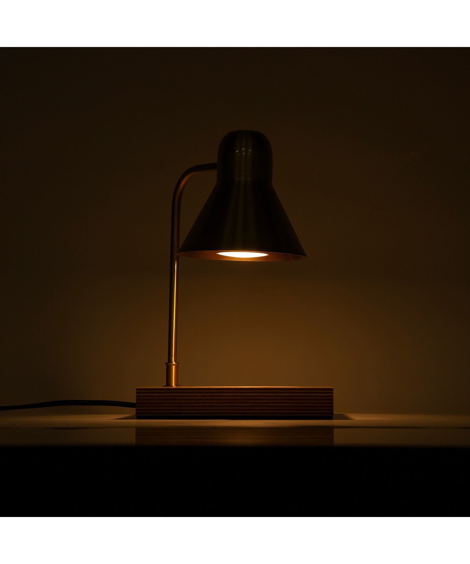 DTL Memory Lane Classic Candle Warmer