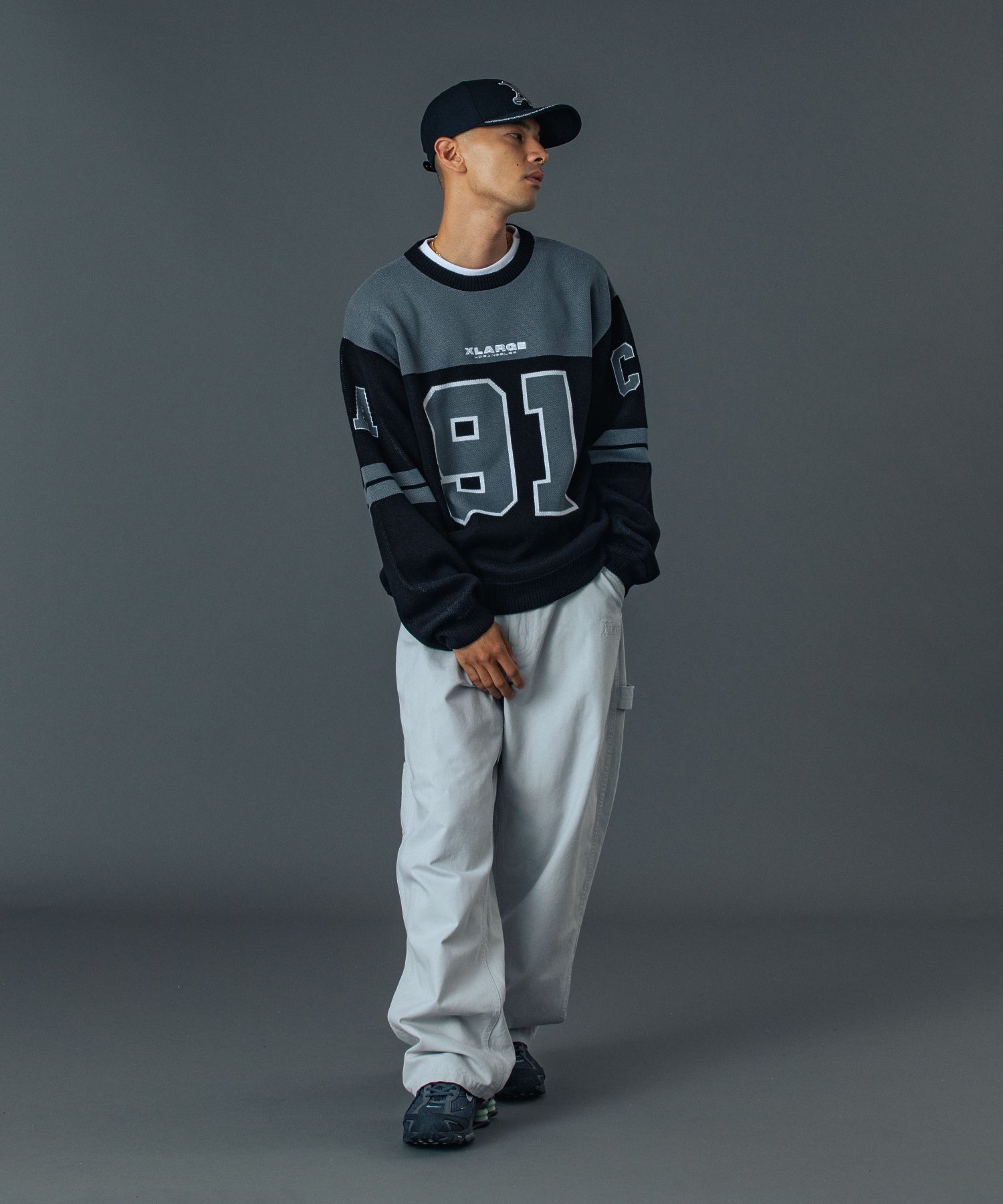 FOOTBALL SWEATER