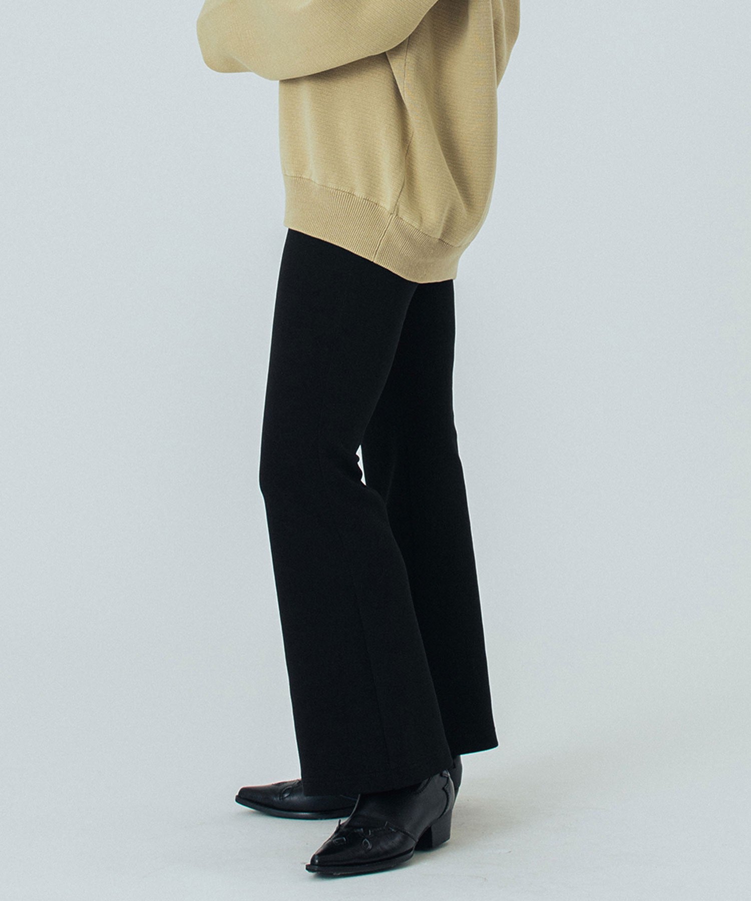 CUT FLARE PANTS