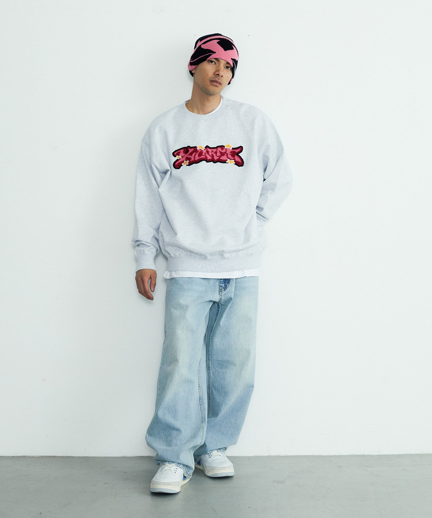 X MONSTER LOGO BEANIE