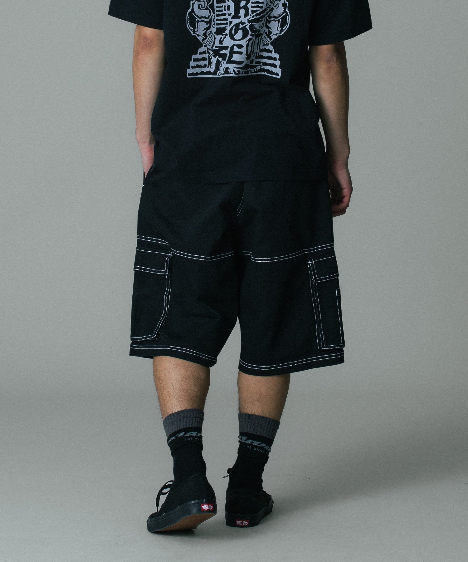 RESORT CARGO SHORT PANTS