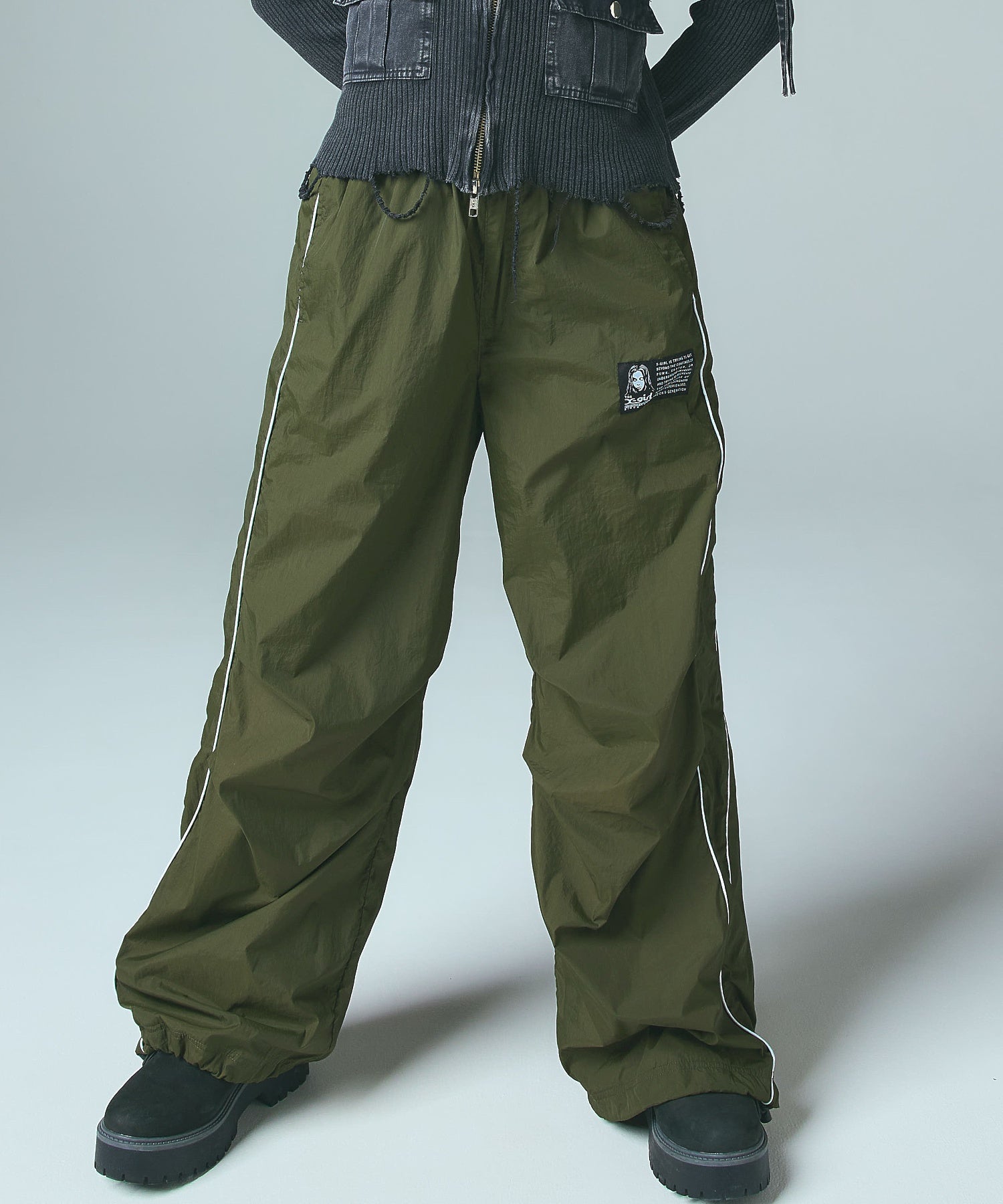 FACE LABEL TRACK PANTS