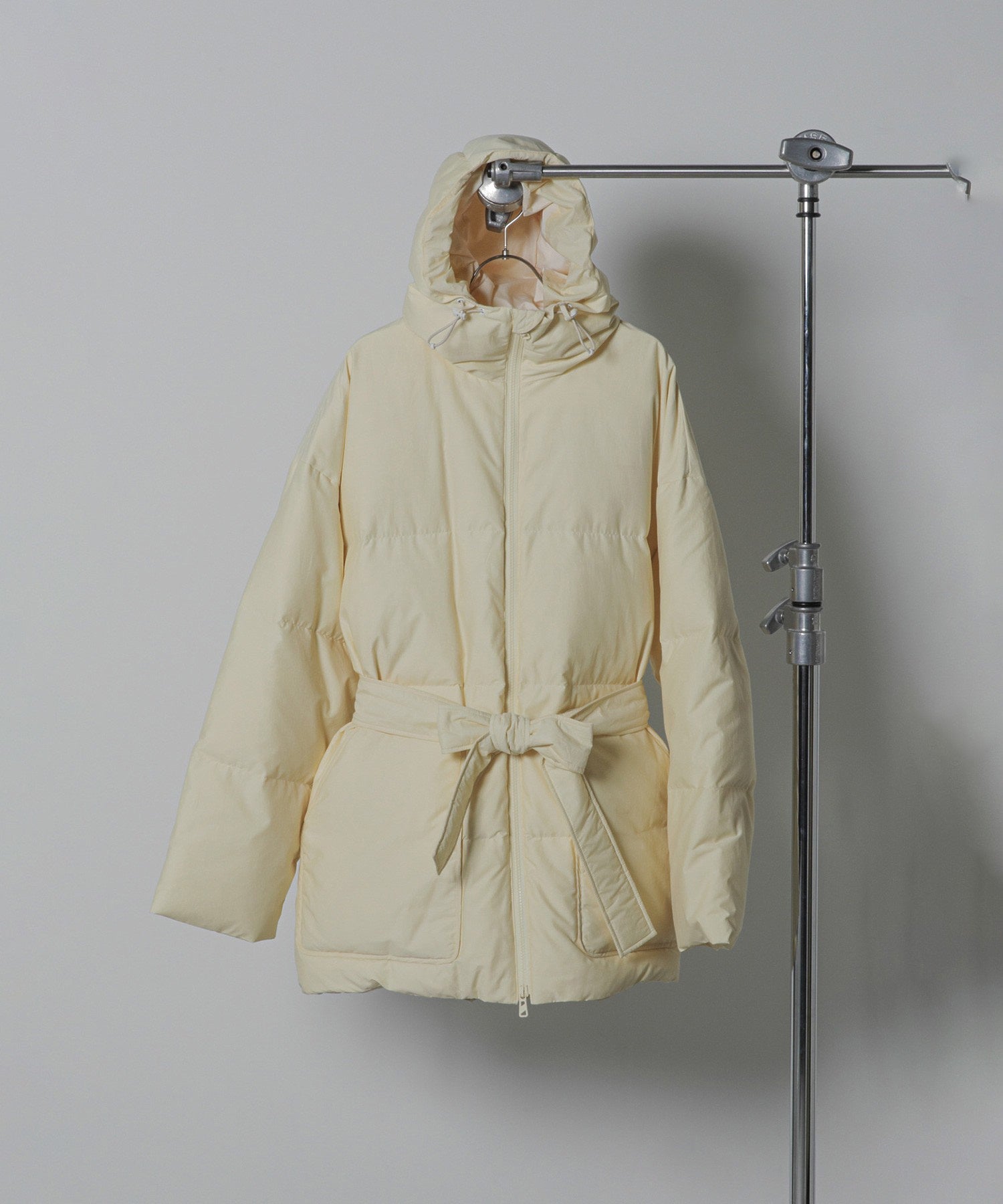 【イエローROSE BUD限定カラー】F/CE./RECYCLED DOWN HOOD BLOUSON