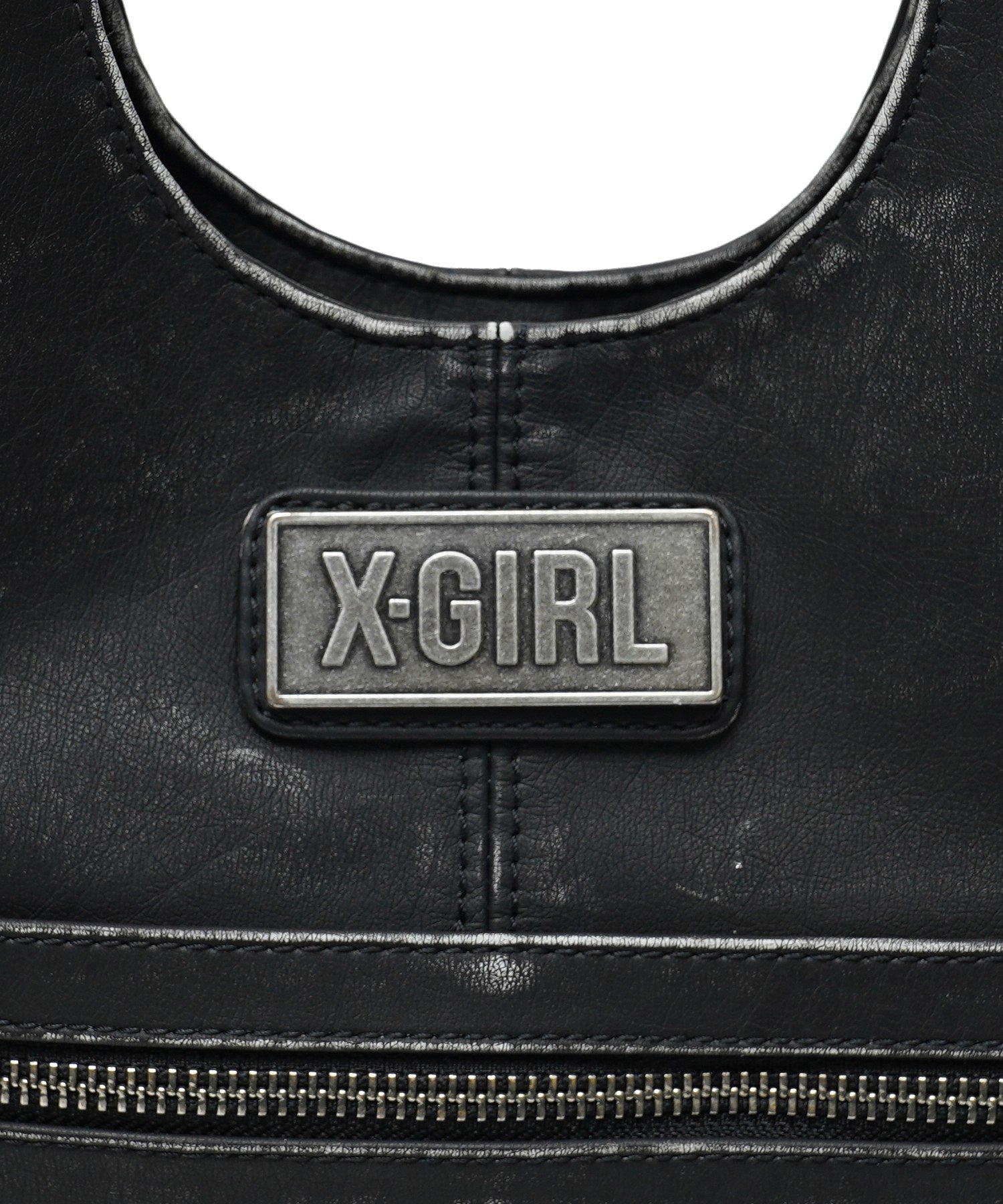 METAL LABEL FAUX LEATHER BAG