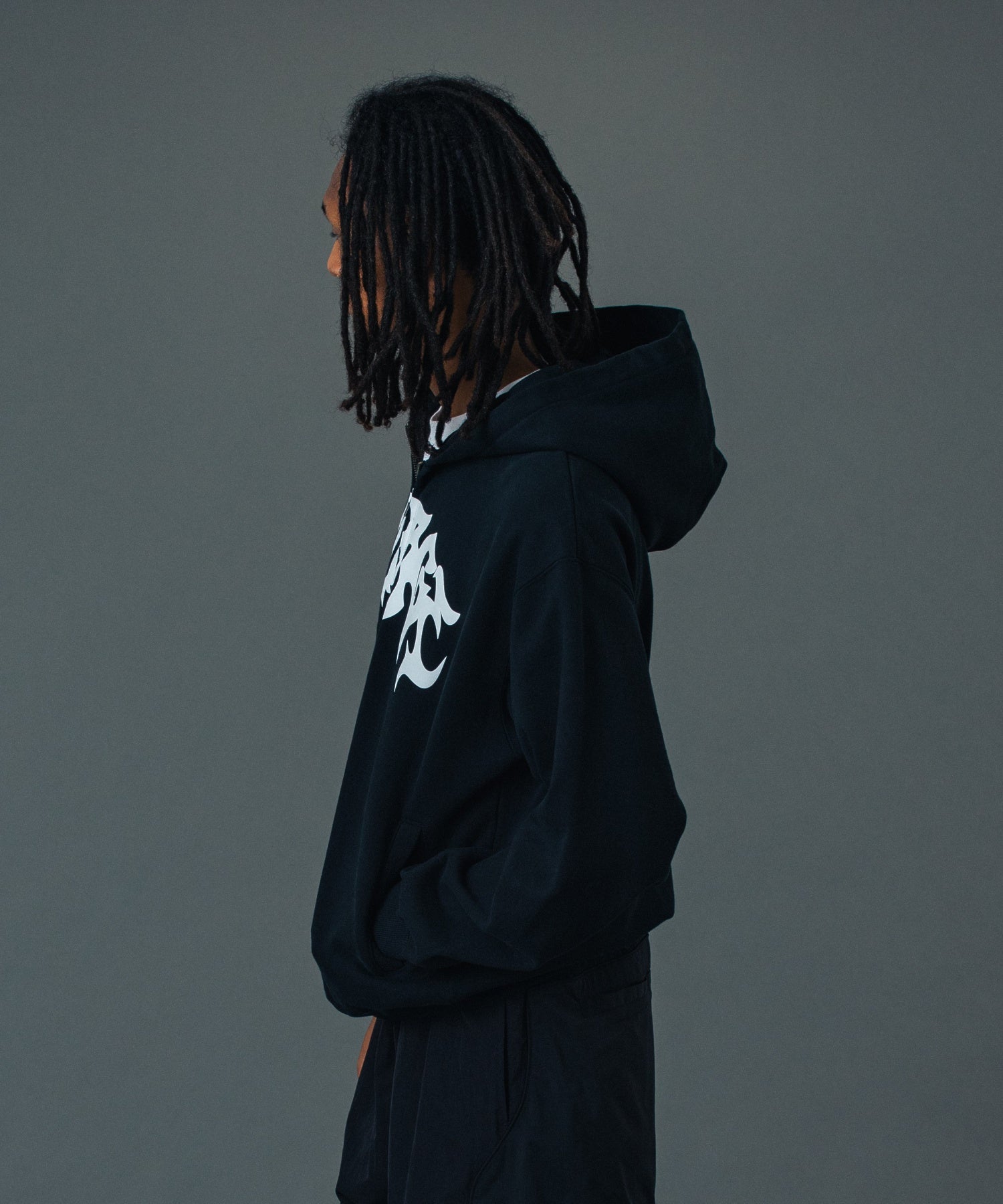 DISTORTED LOGO ZIP UP HOODED SWEATSHIRT