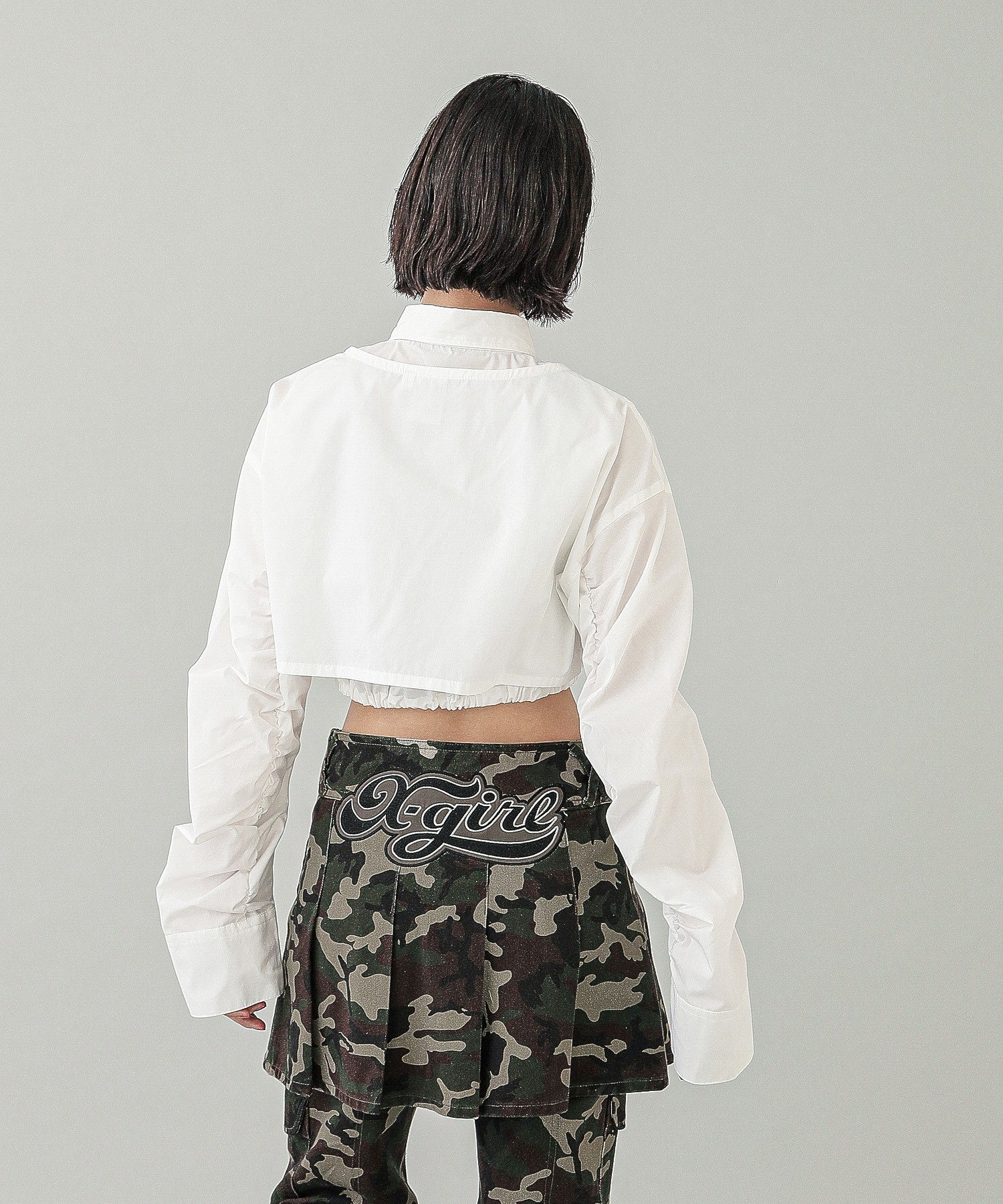 LOW RISE HIP LOGO MINI SKIRT