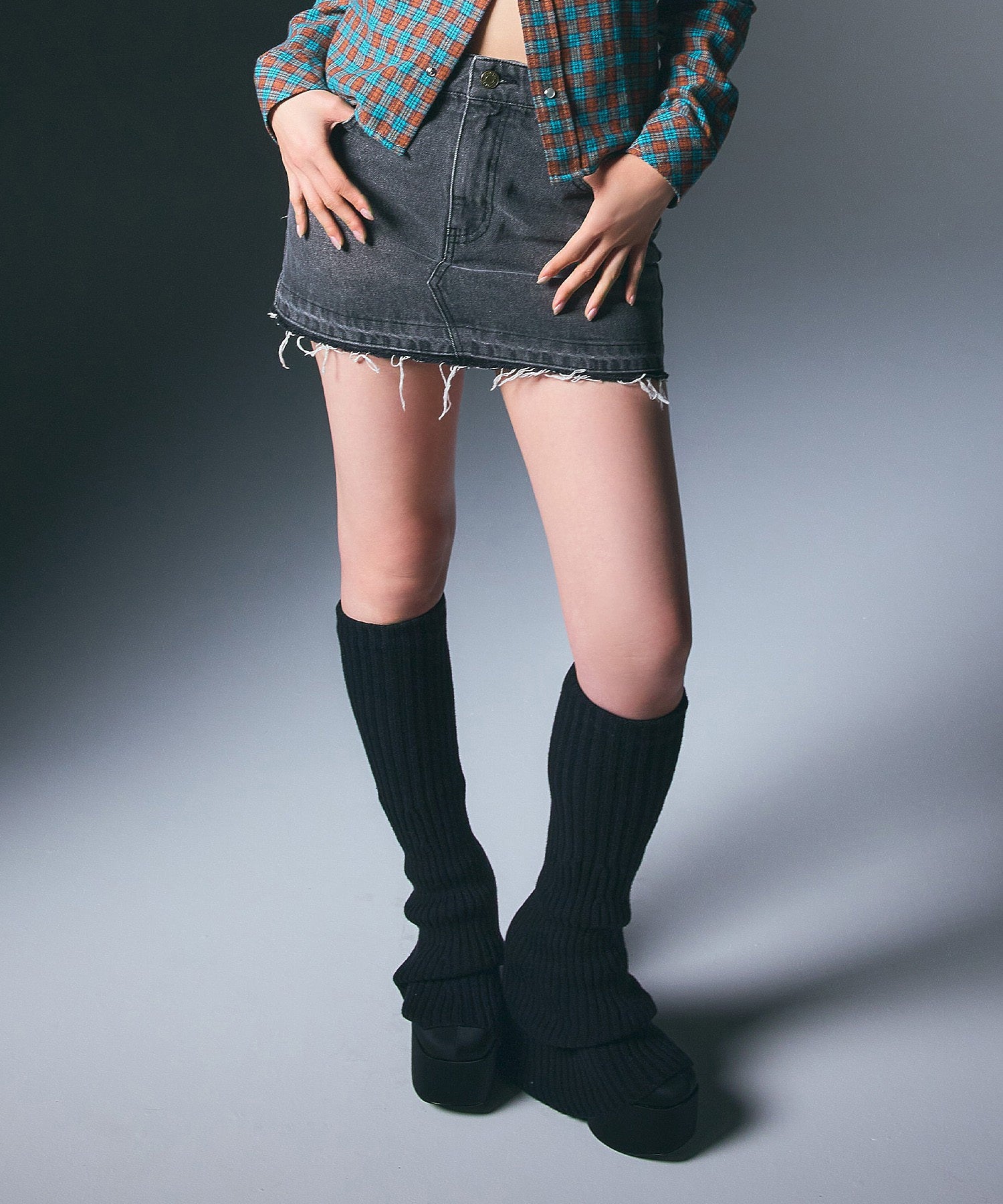 LOW RISE DENIM MINI SKIRT