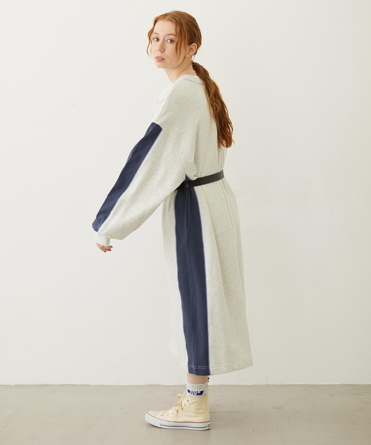 SIDE LINE SWEAT DRESS