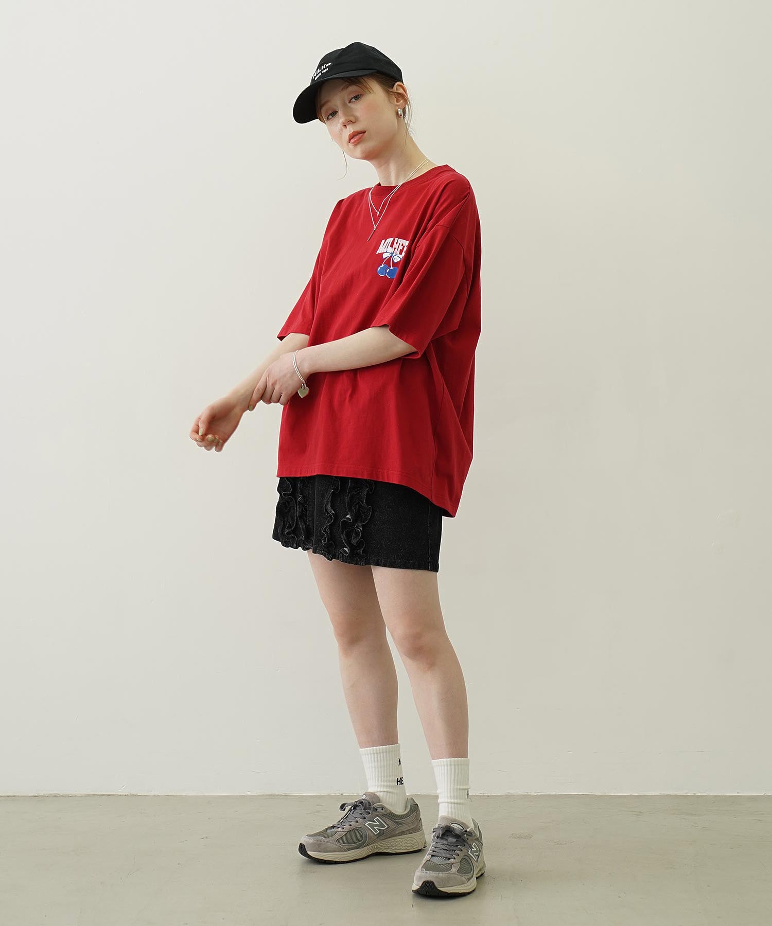 CHERRY AND RIBBON WIDE S/S TEE