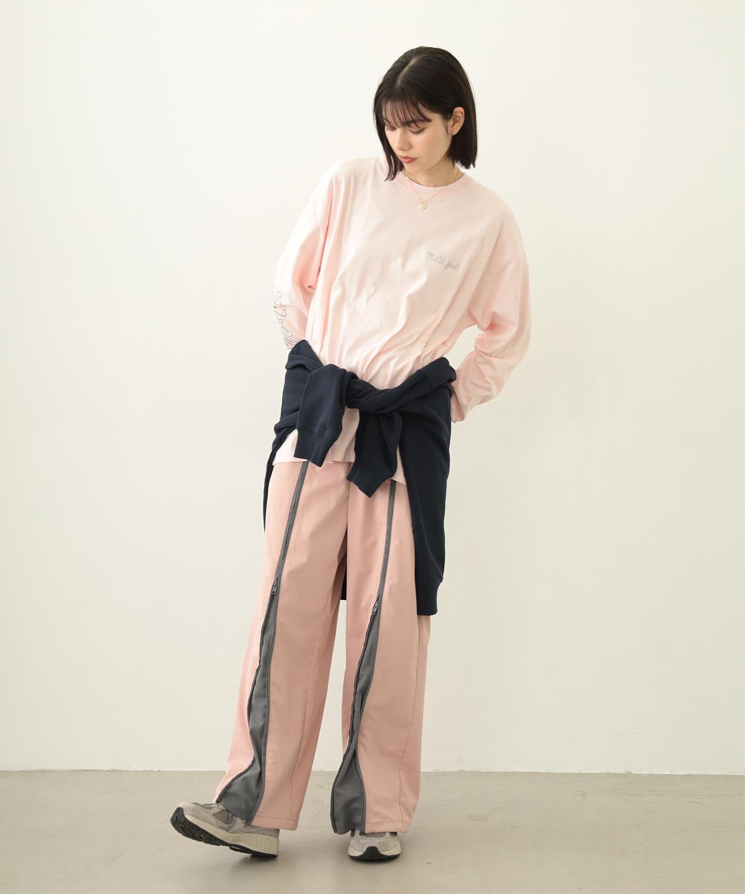 FRONT LINE ZIP UP PANTS