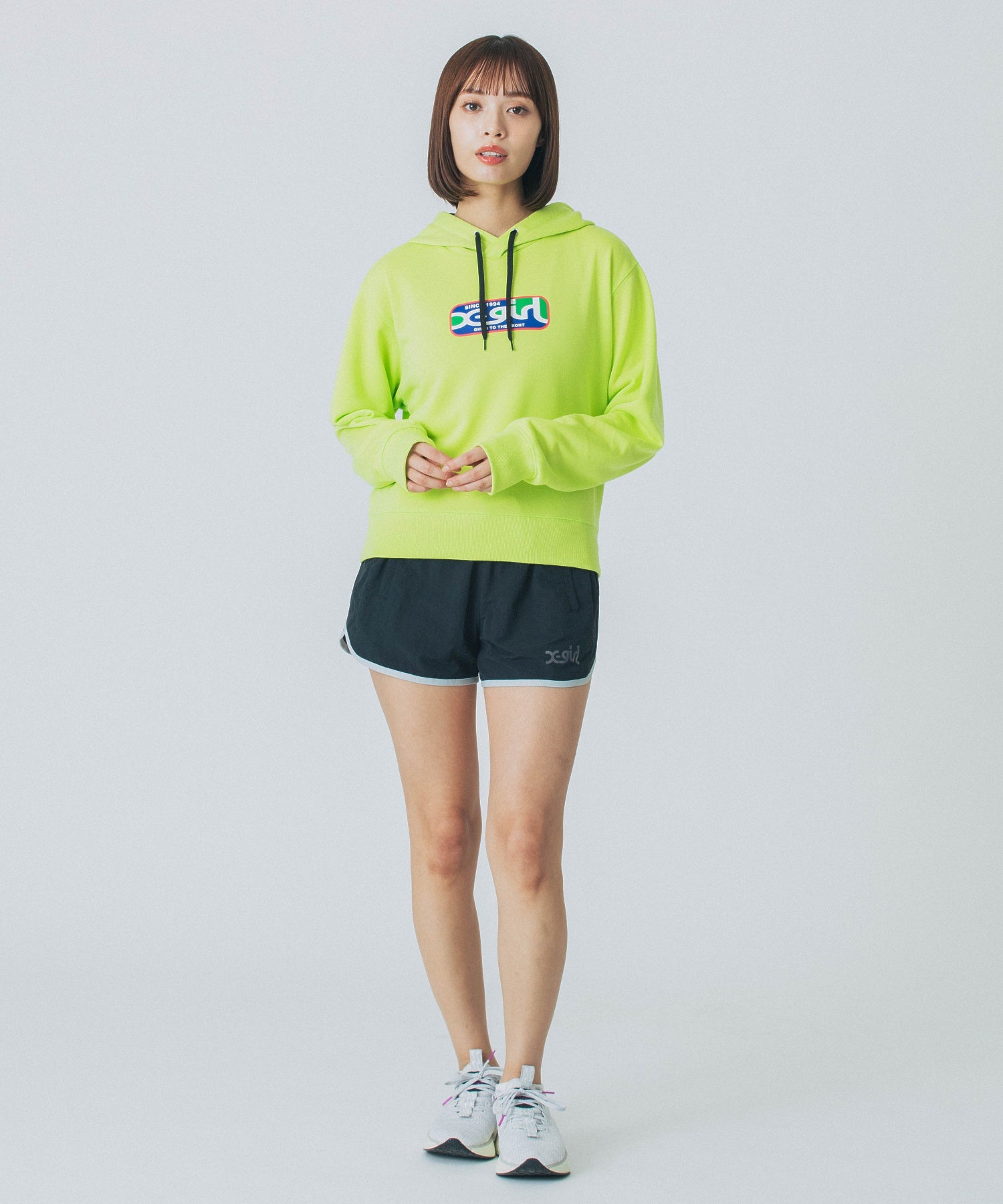 SHORT HOODIE SWEATSHIRT