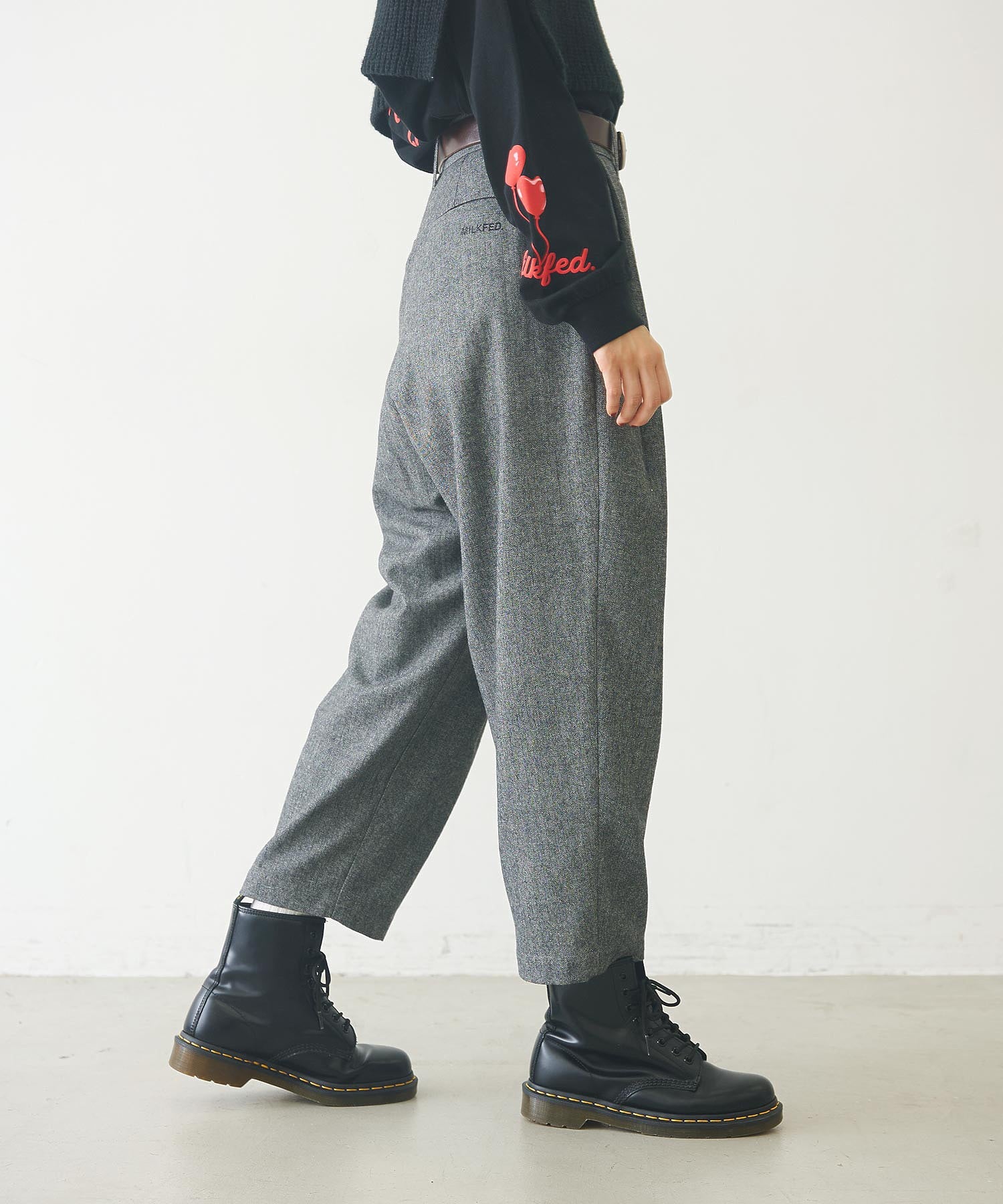 TAPERED CROPPED PANTS