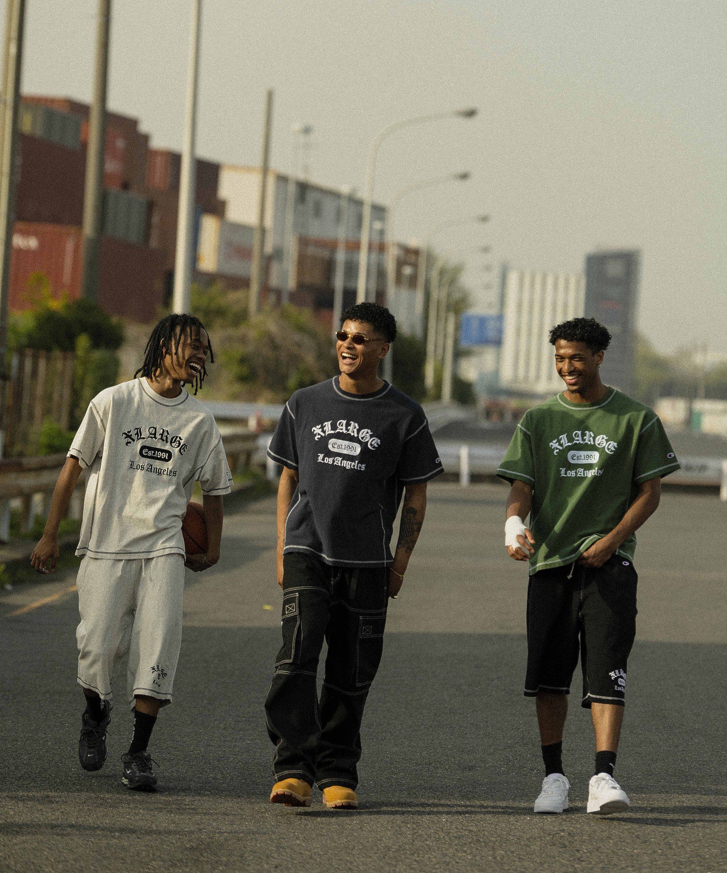 XLARGE×Champion REVERSE WEAVE  STICHED SHORT PANTS