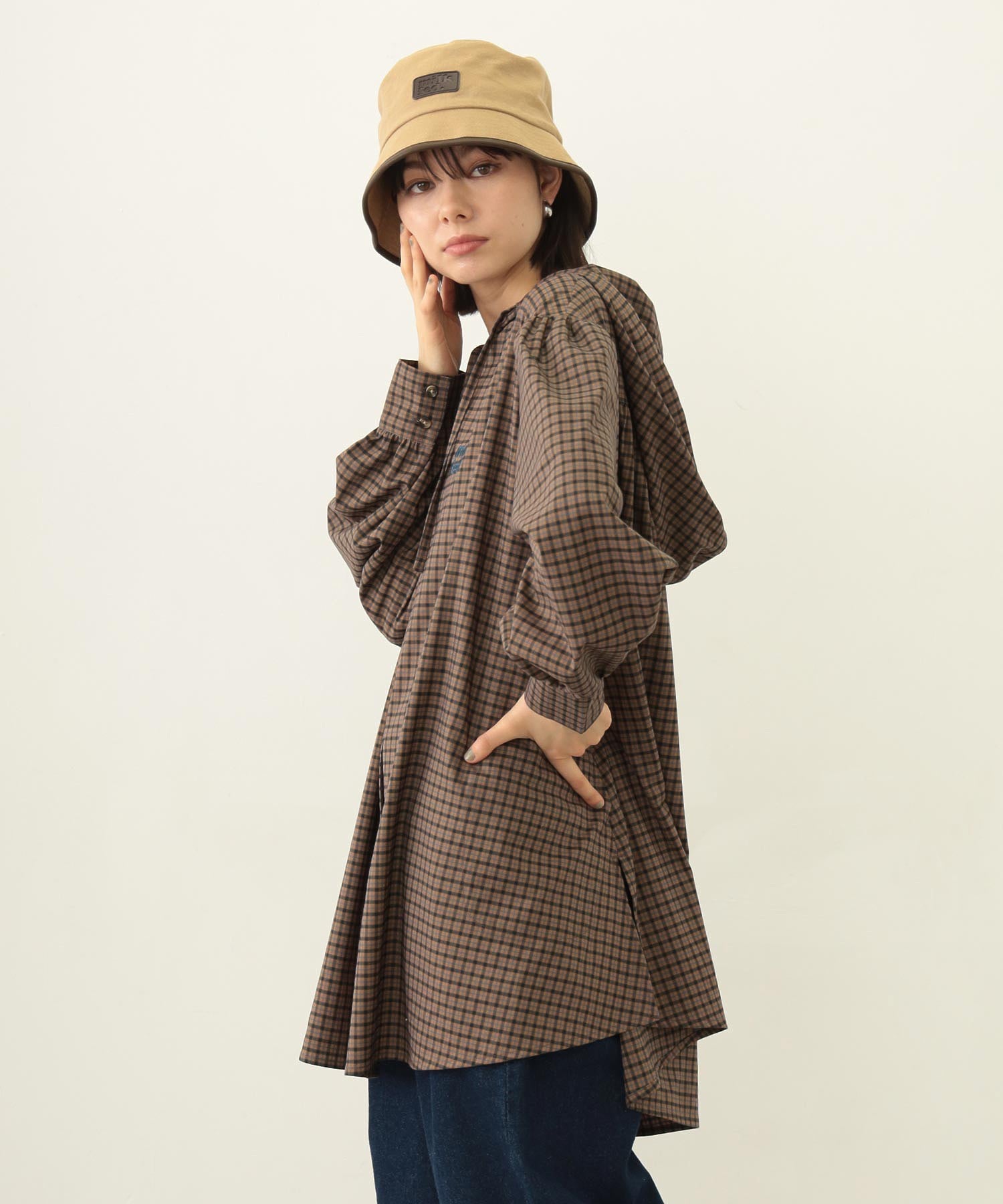 VOLUME SLEEVE HOODED BLOUSE