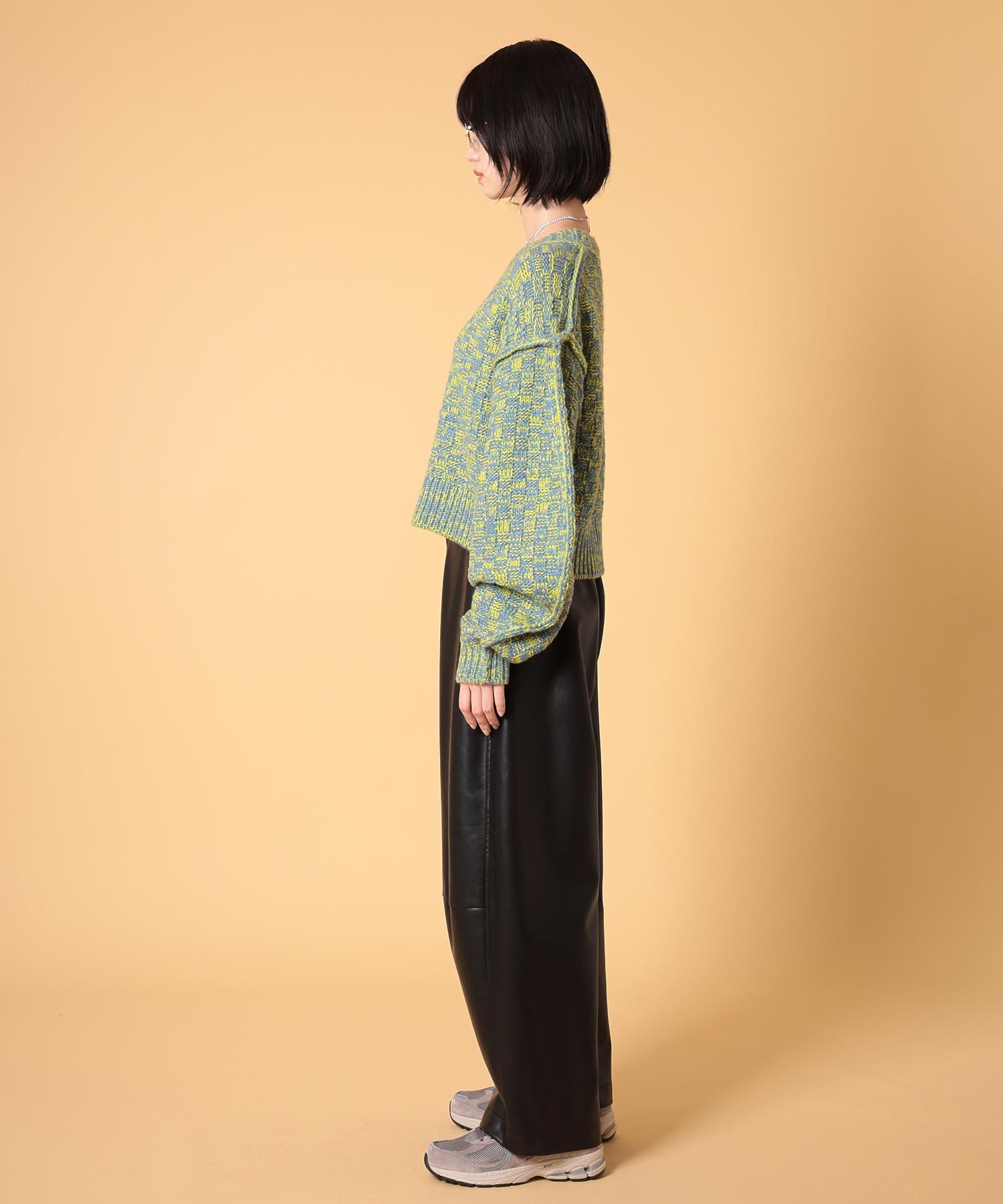 レザーカーブパンツ