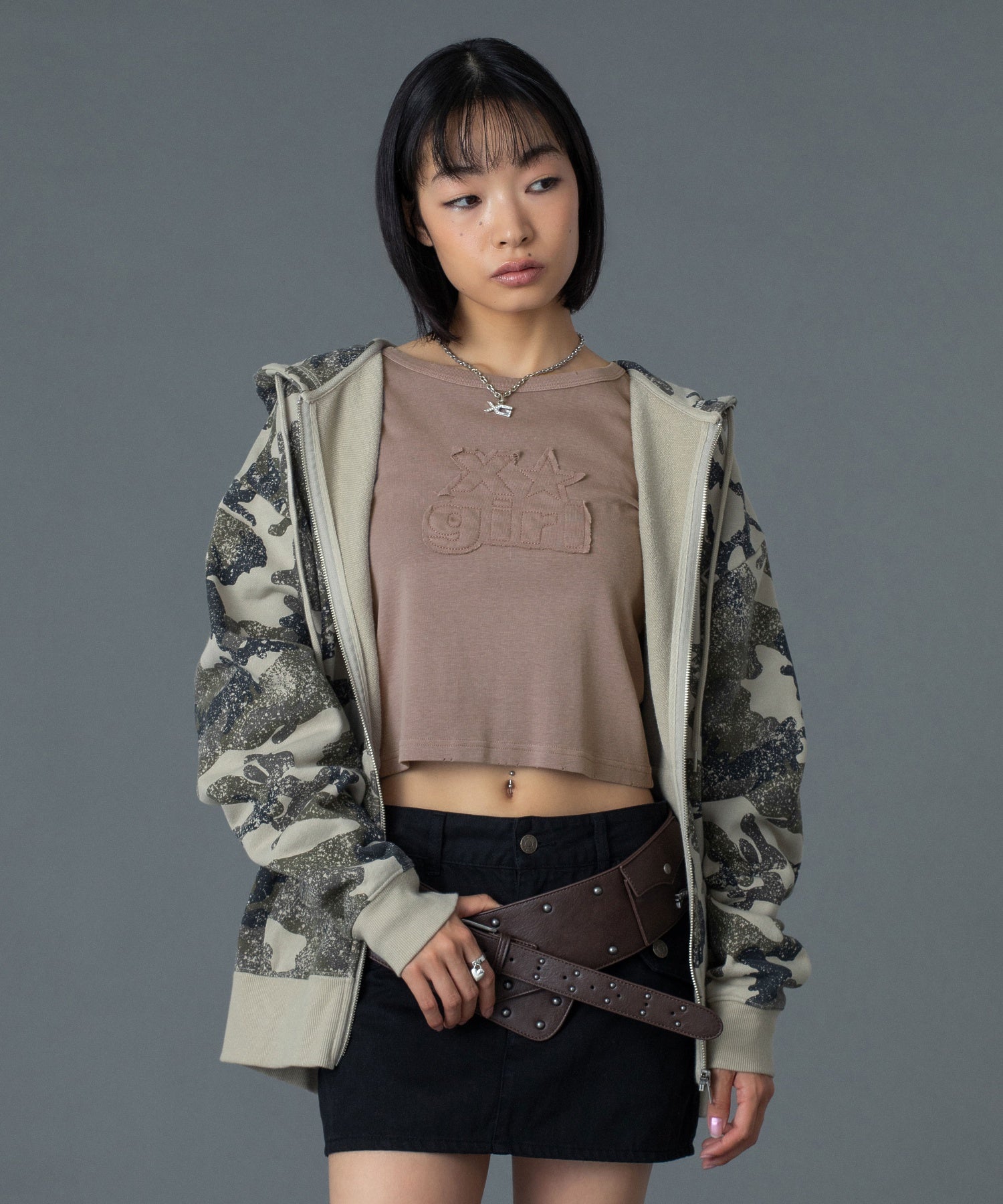 EMBROIDERED LOGO ZIP UP SWEAT HOODIE