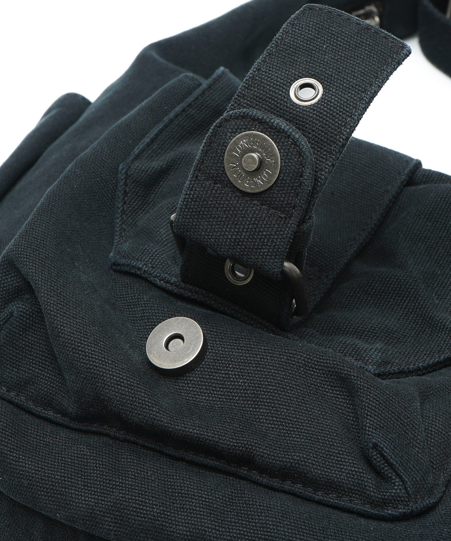 MULTI POCKET SHOULDER BAG