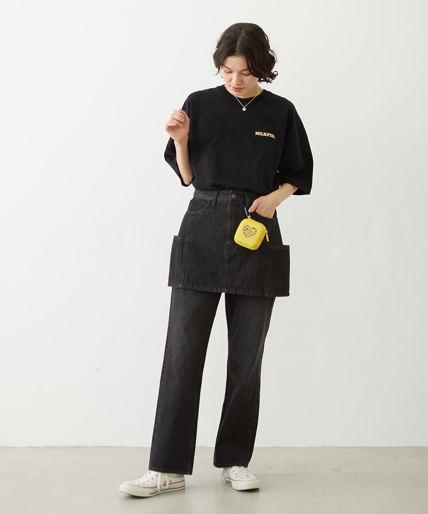 PANELED POCKET DENIM MINI SKIRT