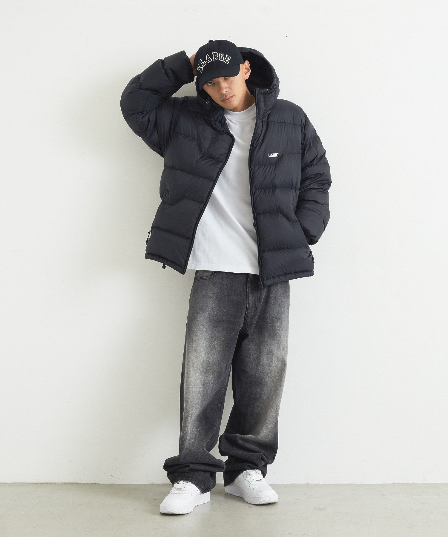 RIPSTOP HOODED DOWN JACKET