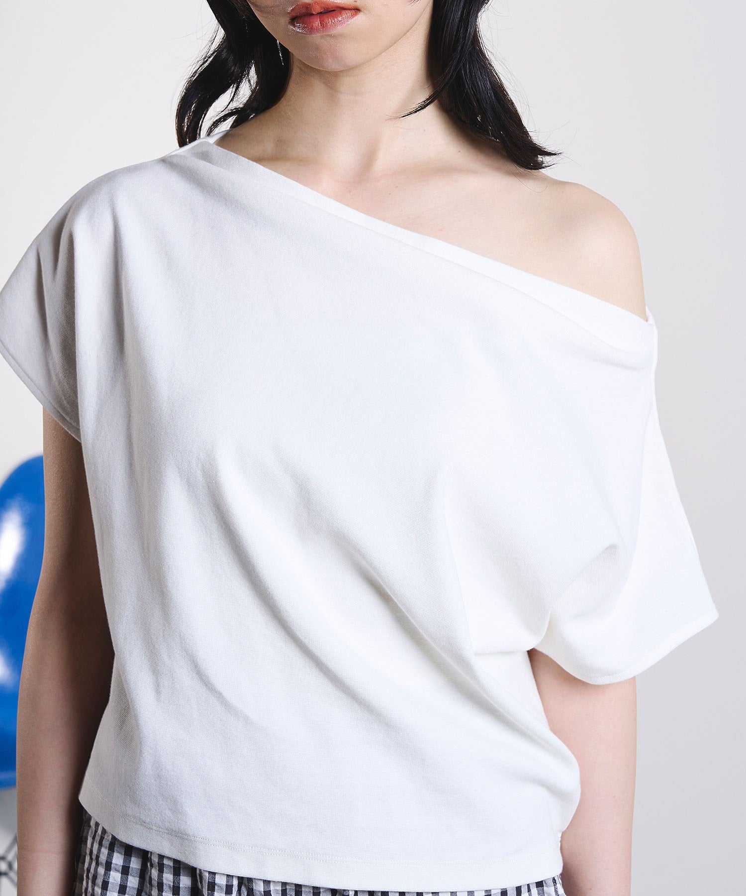 OFF SHOULDER TOP