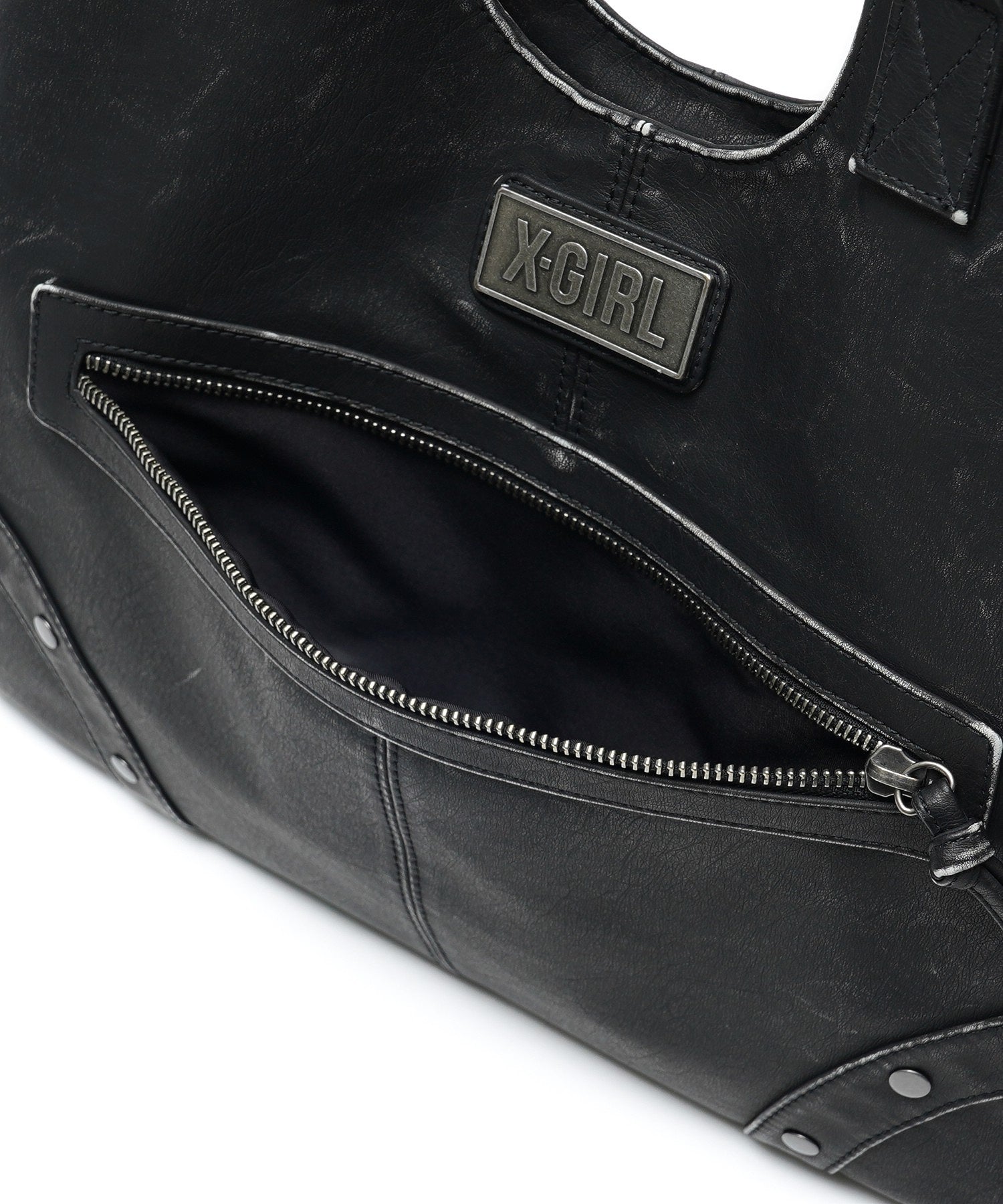 METAL LABEL FAUX LEATHER BAG