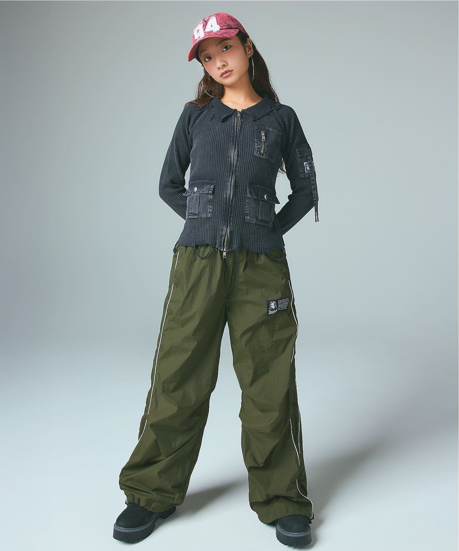 FACE LABEL TRACK PANTS
