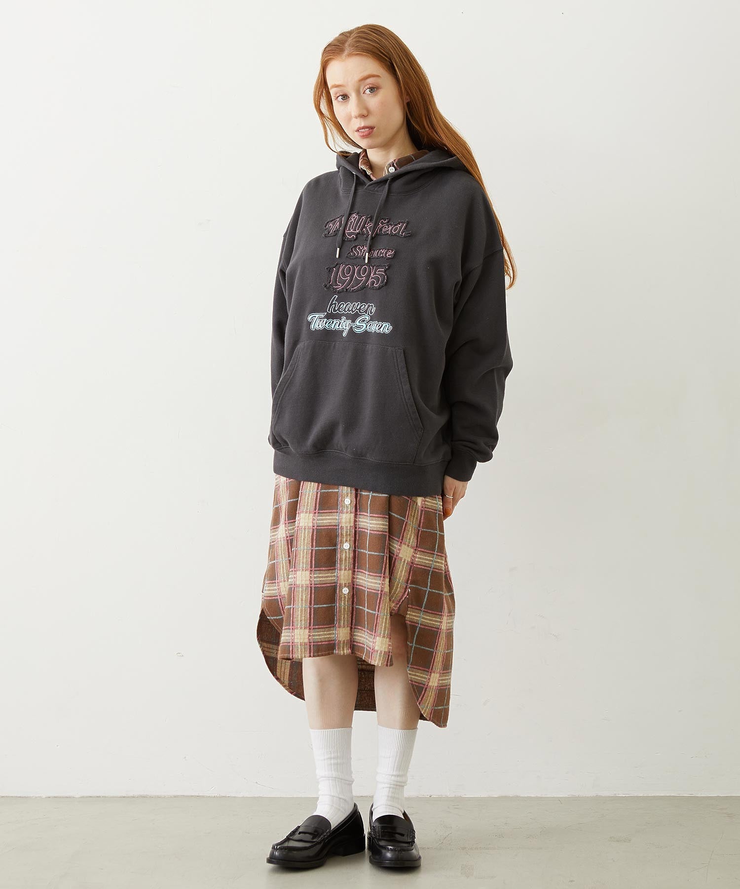 STITCHED LOGO SWEAT HOODIE