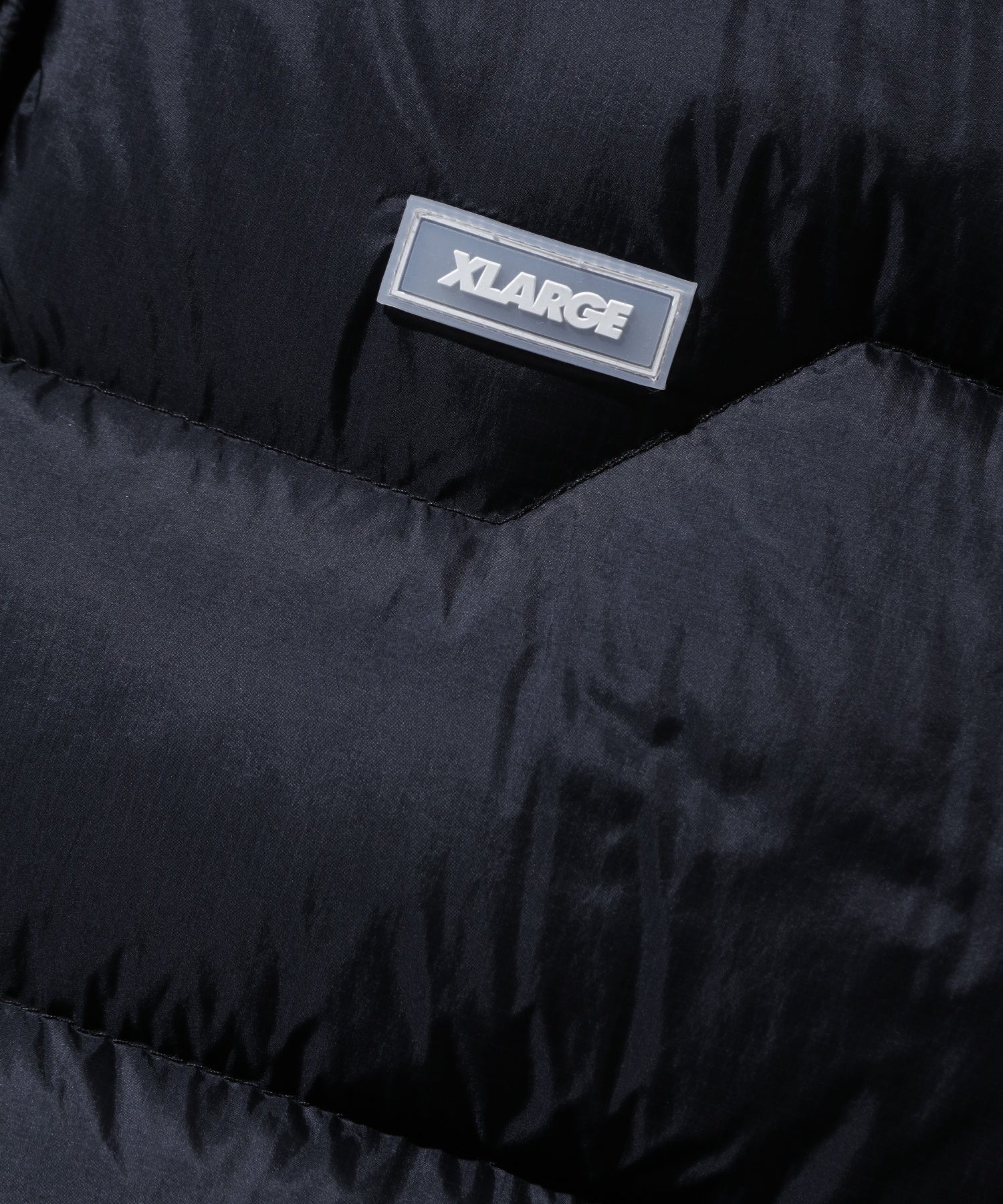 RIPSTOP HOODED DOWN JACKET