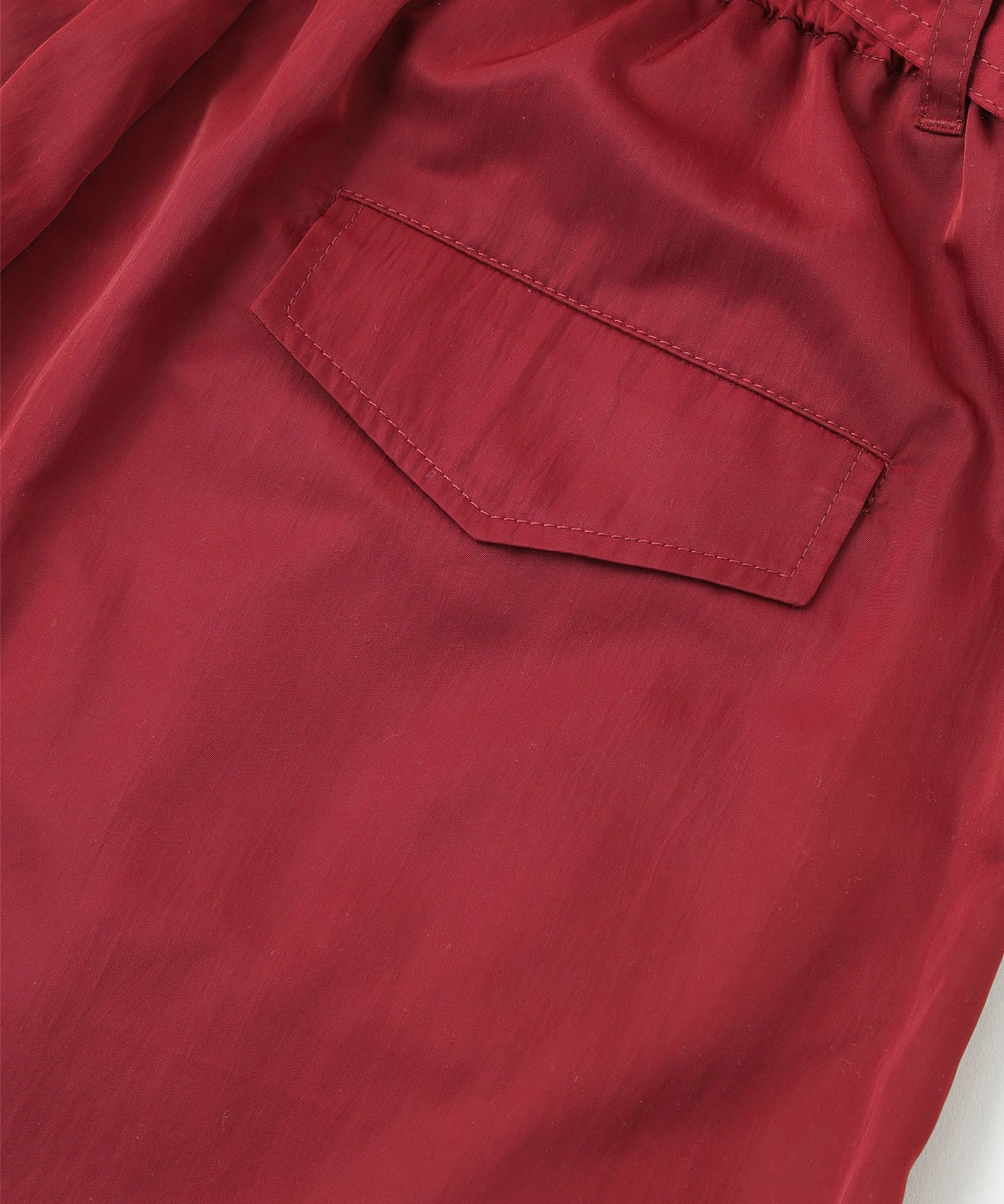 NYLON TUCK PANTS