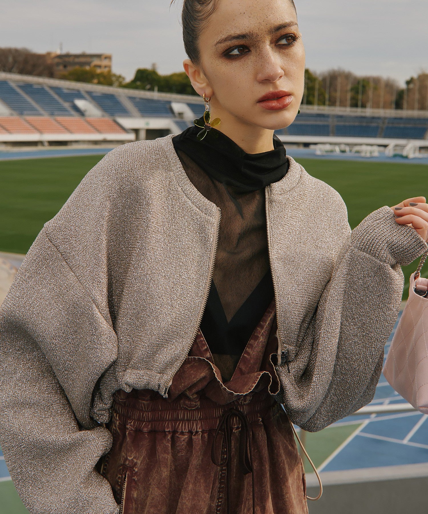 ラメニットブルゾン