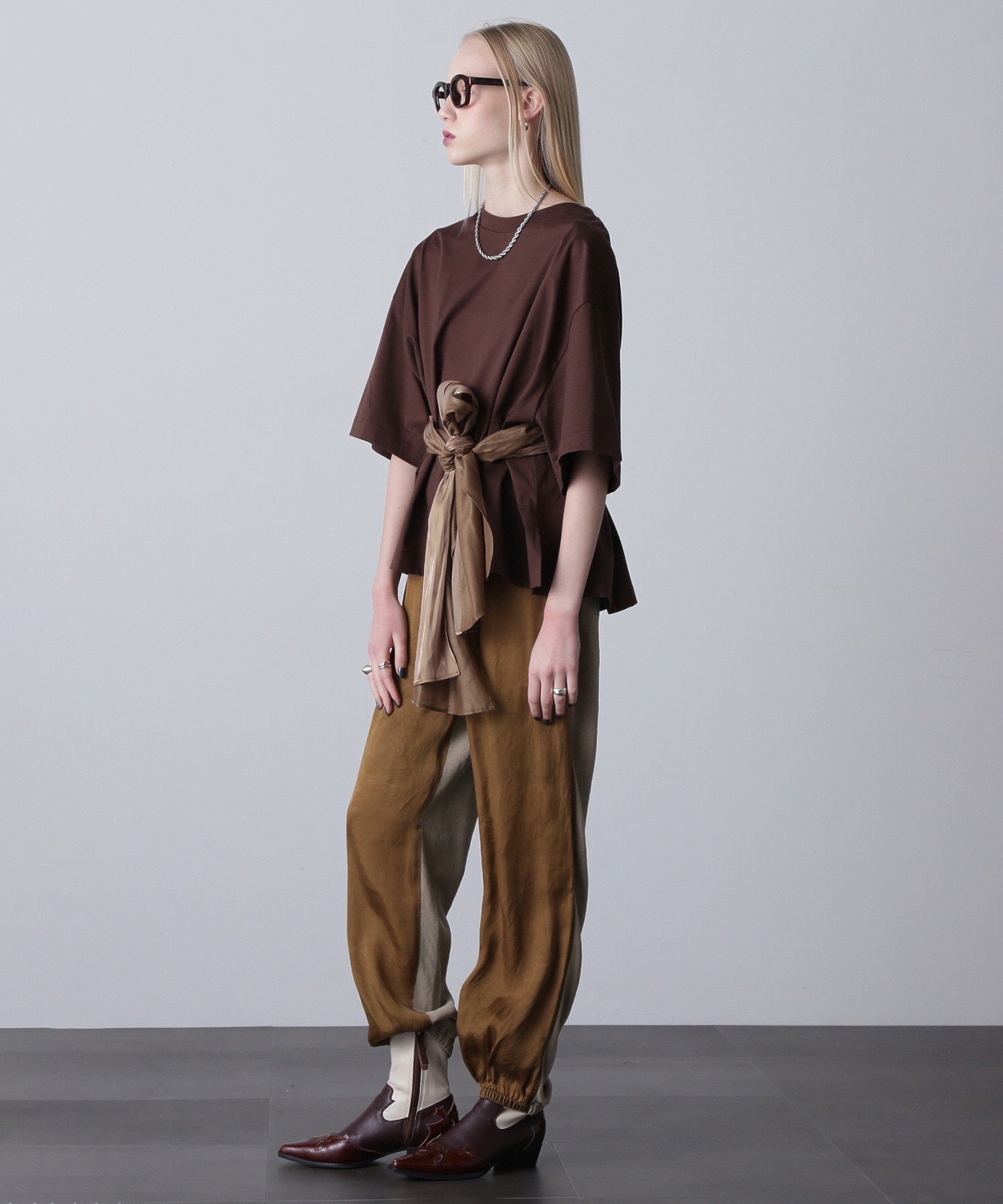 mici/BACK RIBBON S/S TEE