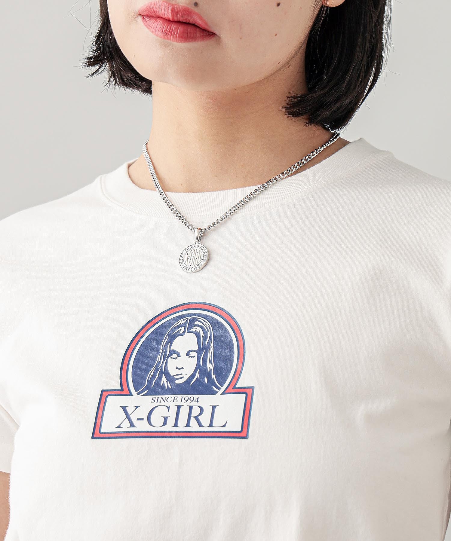 FRAMED FACE S/S BABY TEE