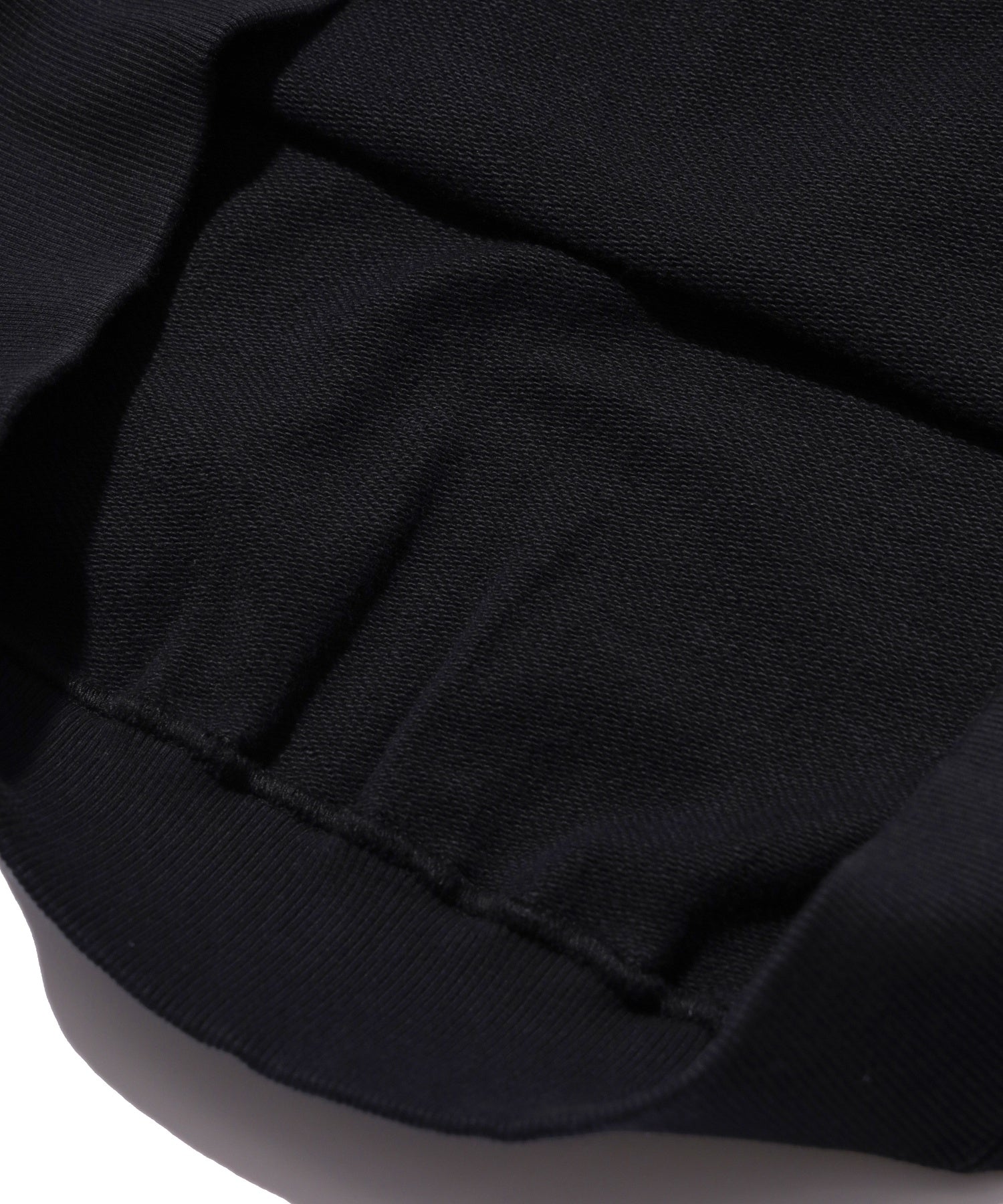 VARSITY CREWNECK SWEATSHIRT